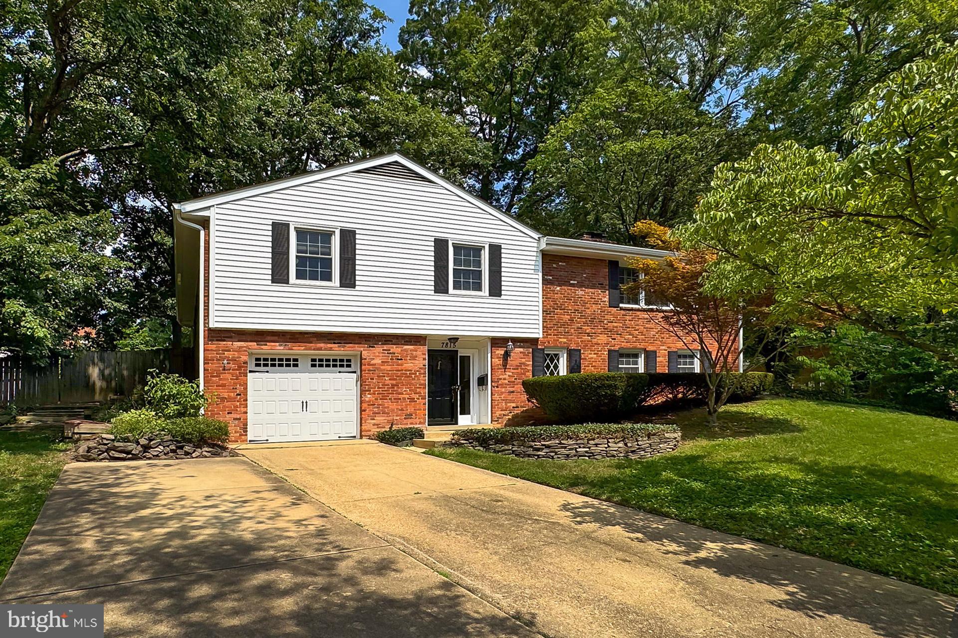 WEST SPRINGFIELD - Residential