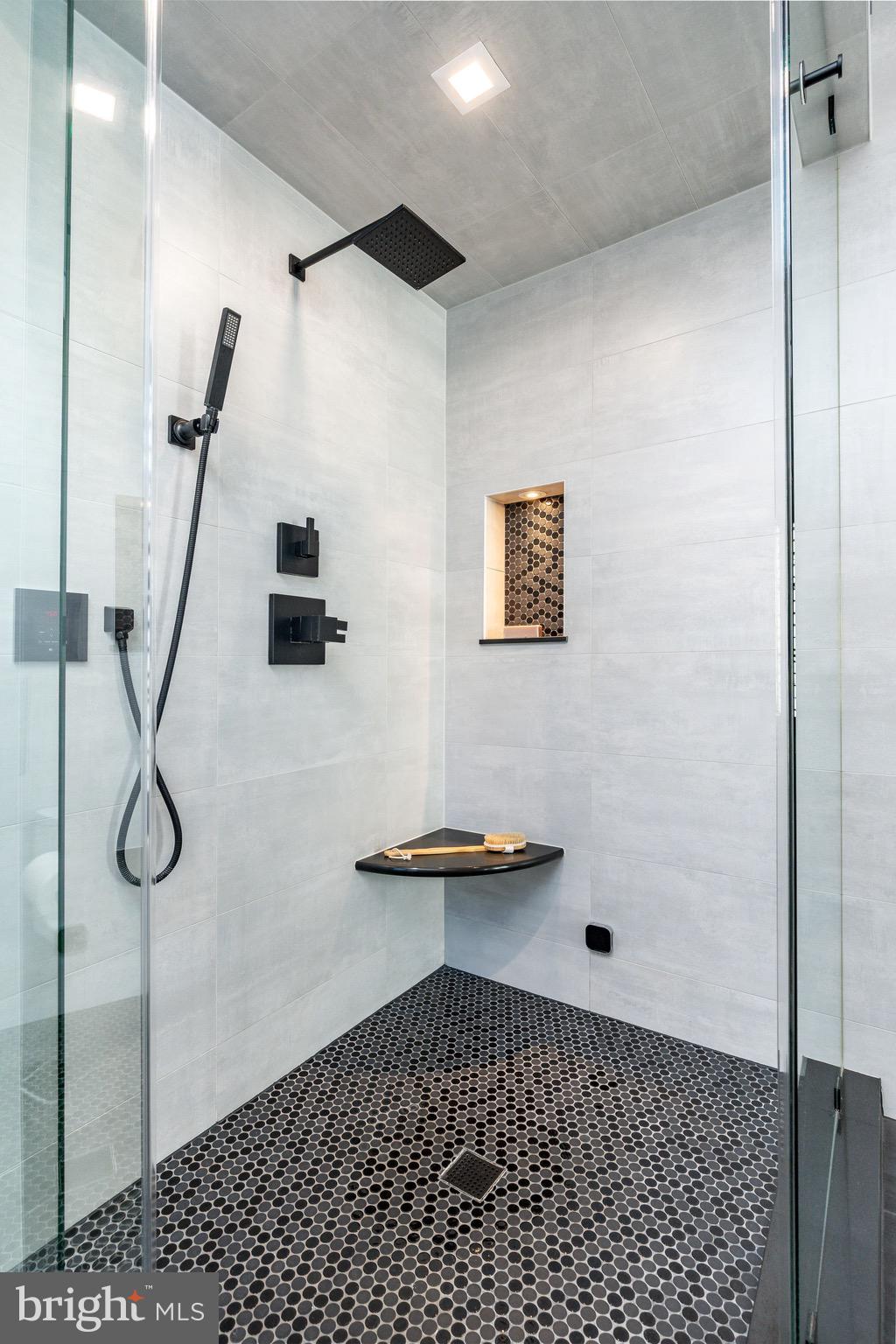 NEW HOPE - Residential