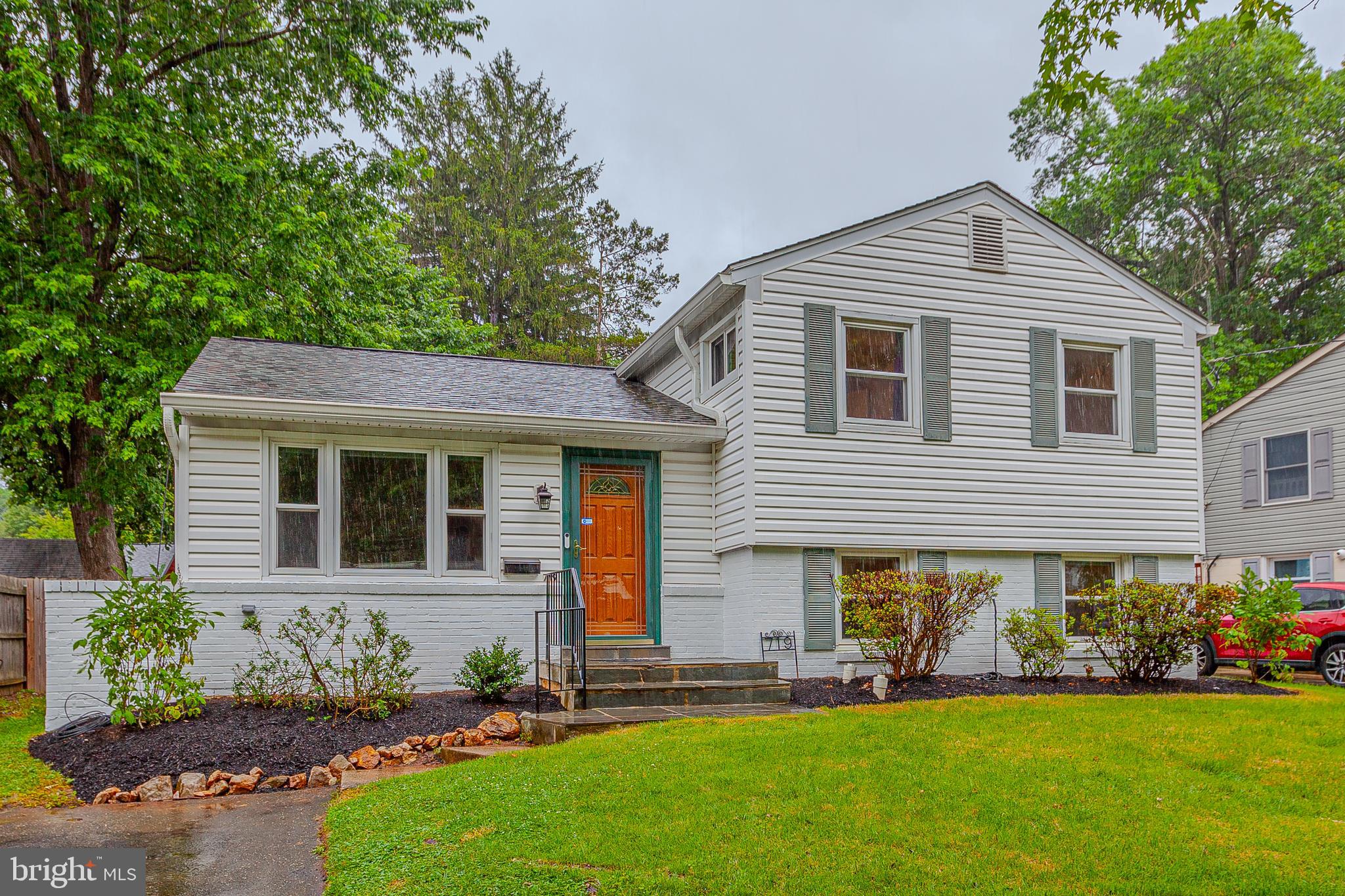 719 WOODBURN ROAD