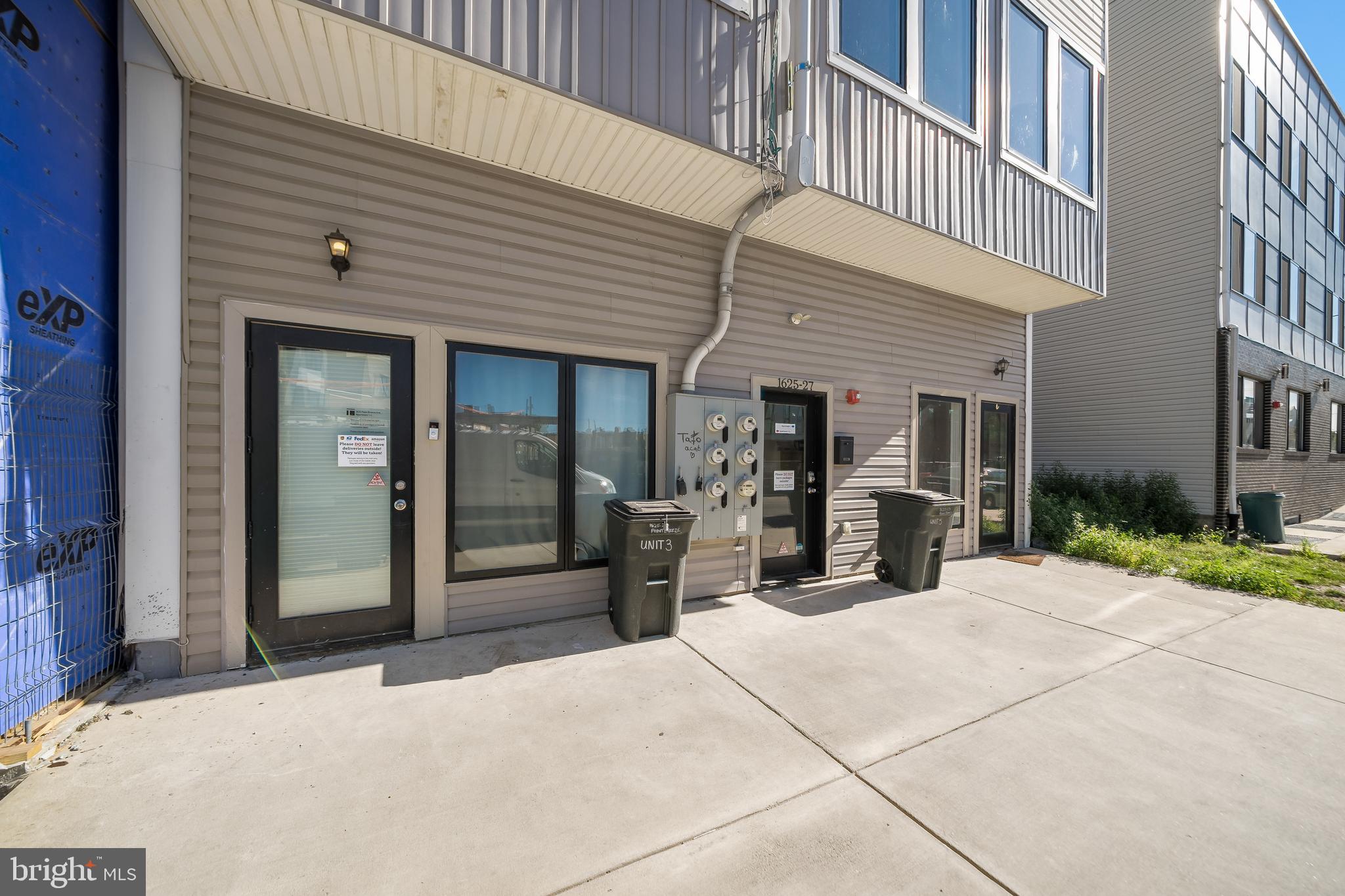1625 POINT BREEZE AVENUE 27