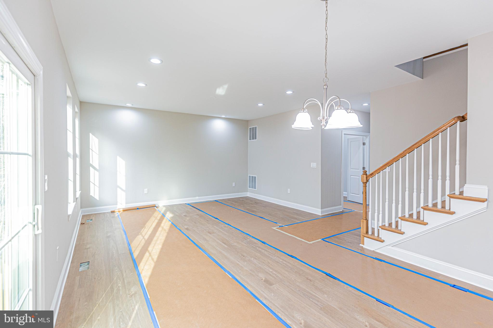 LAKE LAND OR - Residential