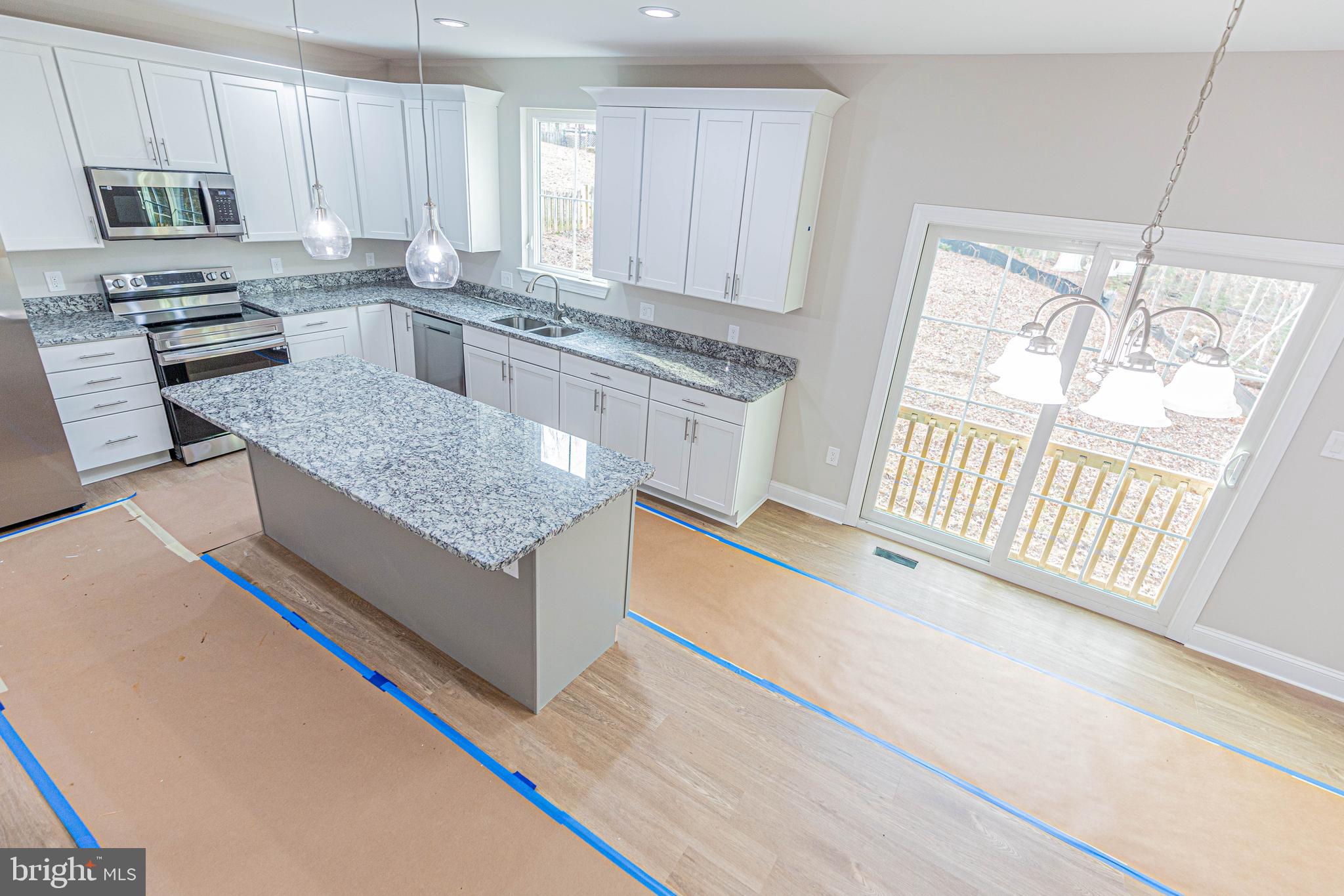 LAKE LAND OR - Residential