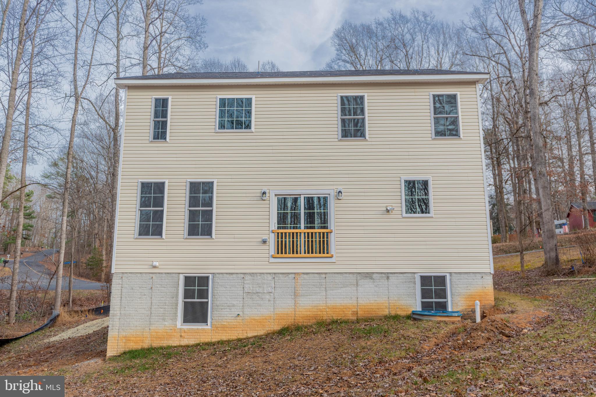 LAKE LAND OR - Residential