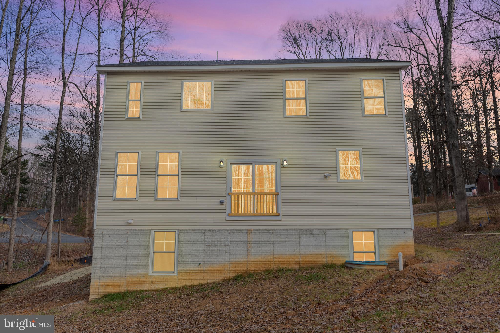 LAKE LAND OR - Residential