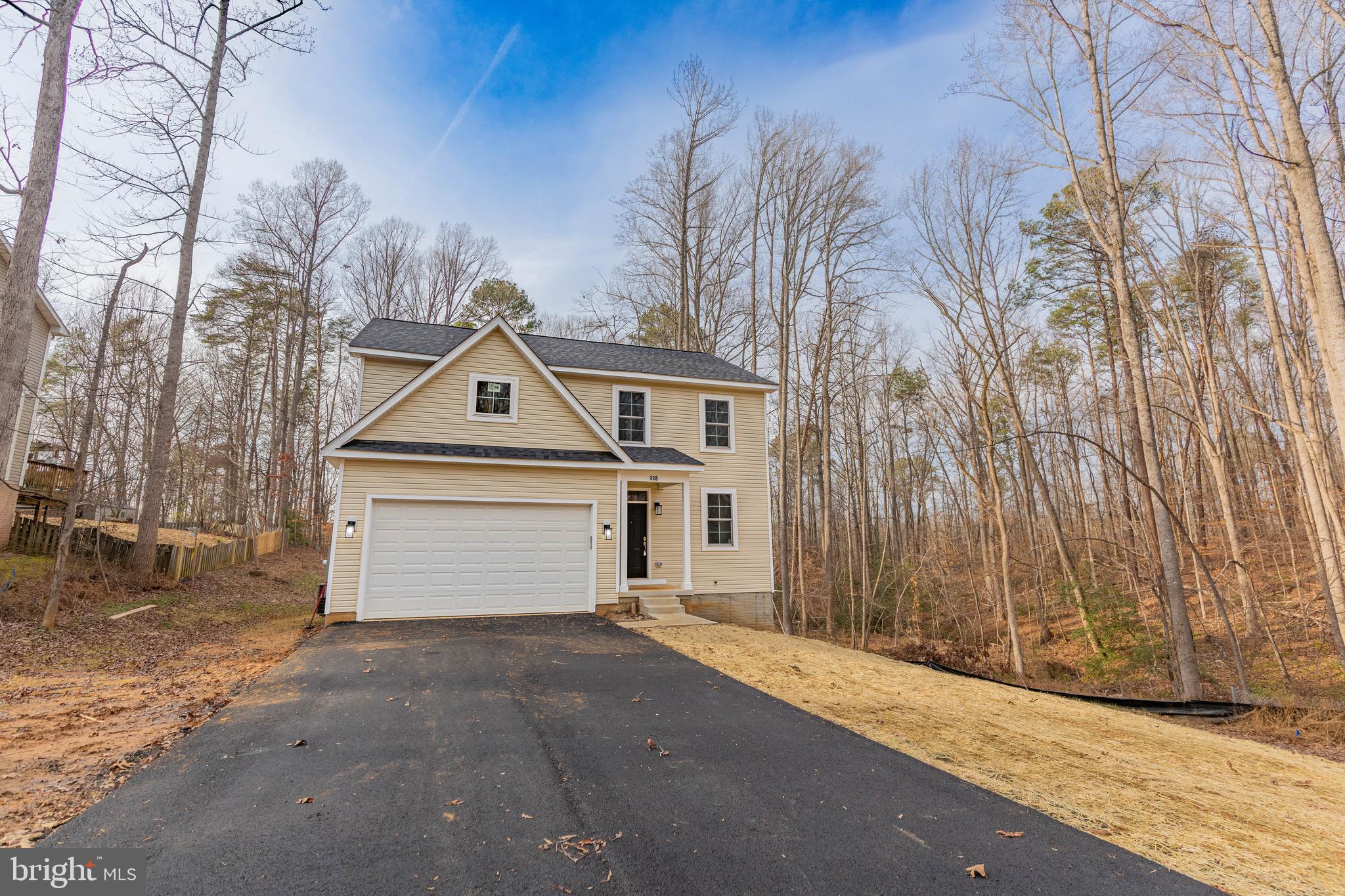 LAKE LAND OR - Residential