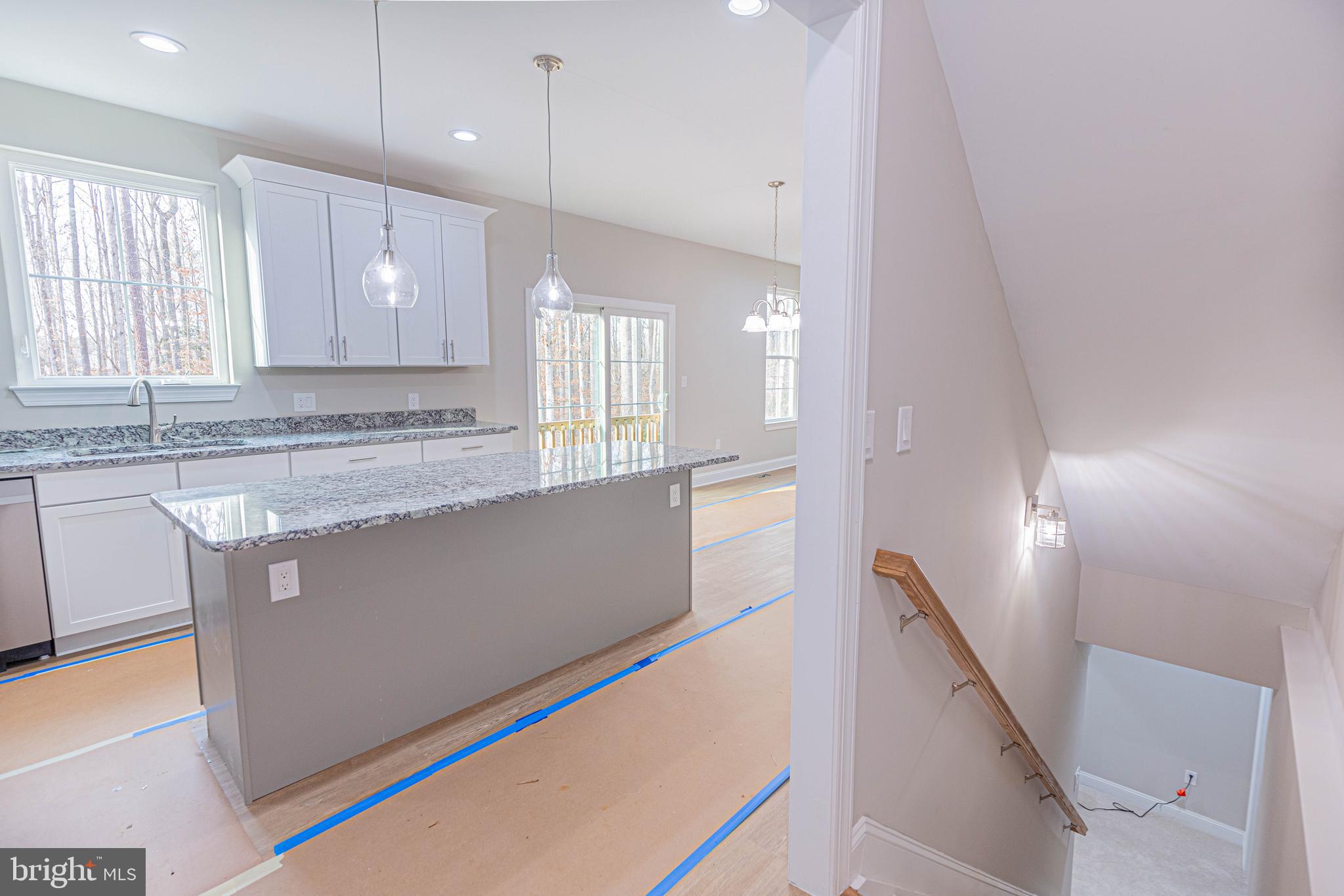 LAKE LAND OR - Residential