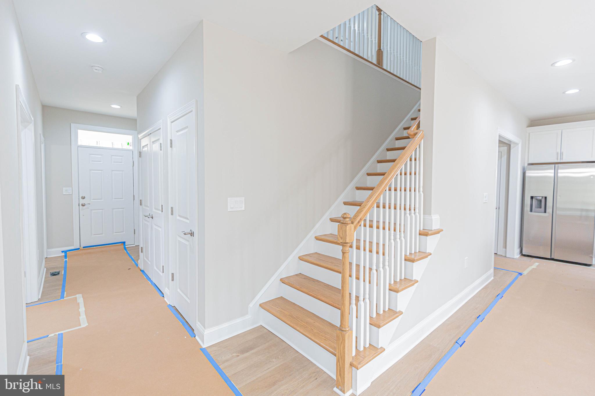 LAKE LAND OR - Residential