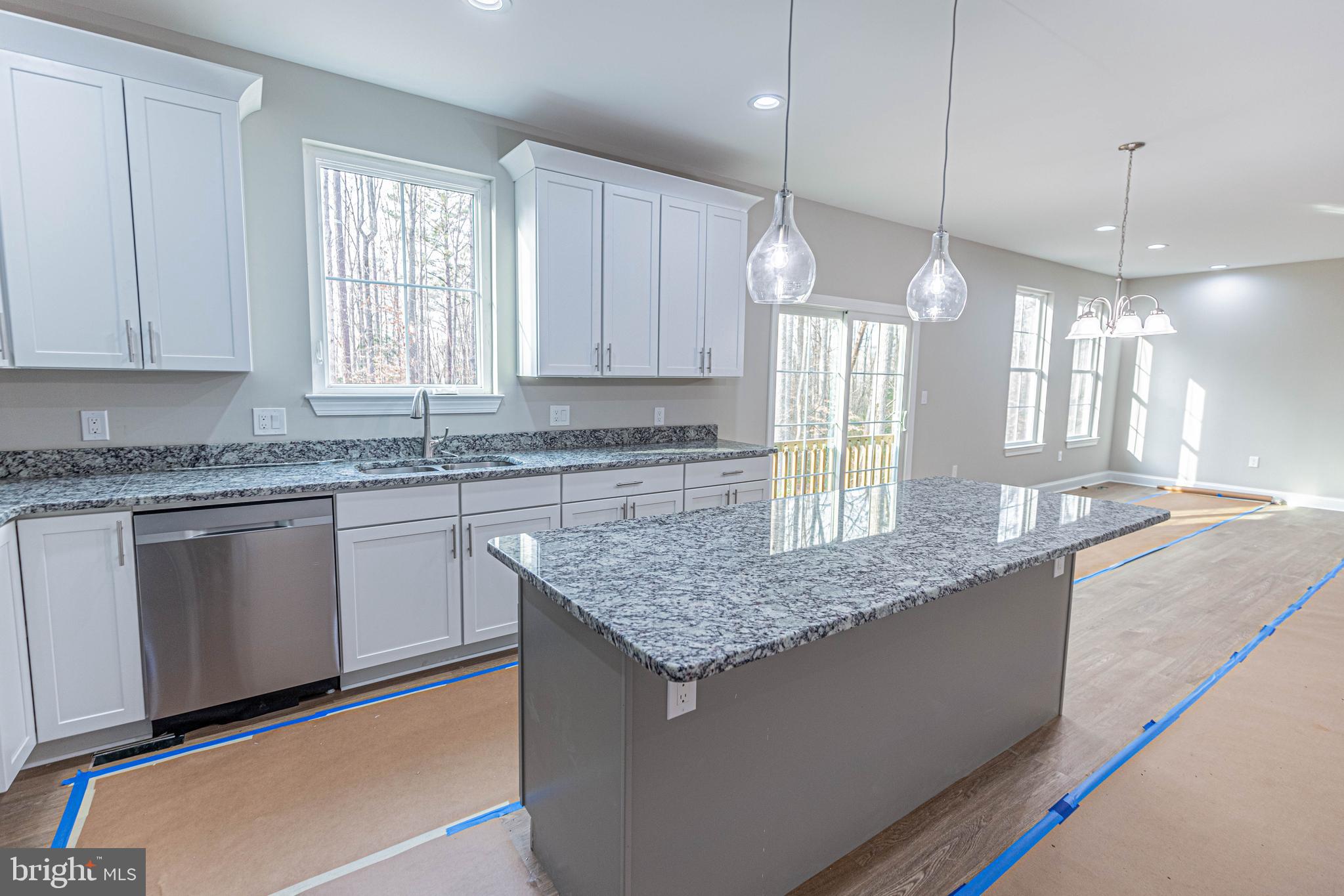 LAKE LAND OR - Residential