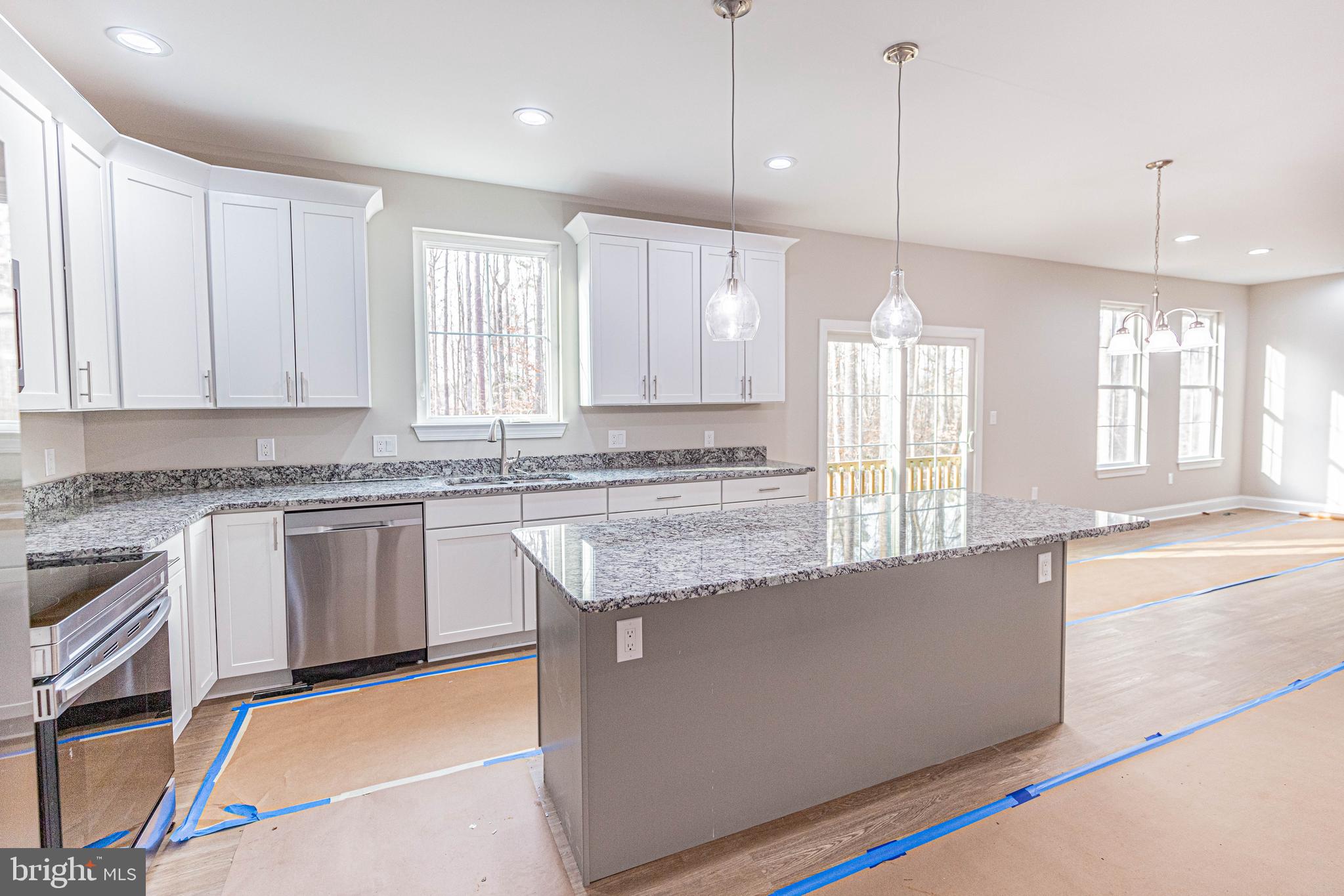 LAKE LAND OR - Residential