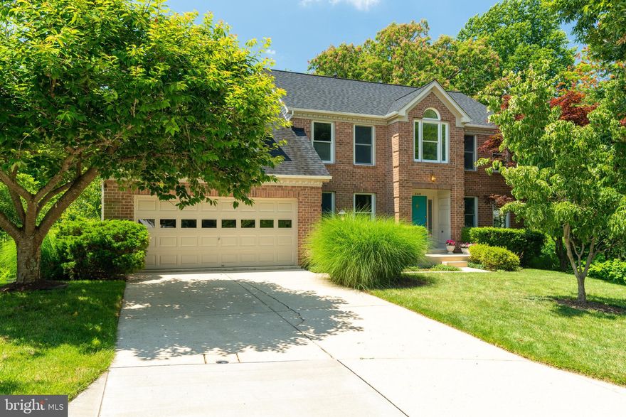 Best lot in the River Hill! 3-level 4BR/3.5BA + office on large cul-de-sac lot backing to private common area! New paint! New flooring! Hardwood floors on main! Two-story family room w/ gas fireplace! Open chef's kitchen w/ island! Main level office! Master suite w/ sitting area, vaulted ceiling, walk-in closet, corner jetted tub & stall shower! Finished walk-out basement w/ potentially 2 additional bedrooms / office, full bath & wet bar! 5 mins to River Hill Center! Easy access to commuter route 32, highway 95 & 29! Call today for your private showing!