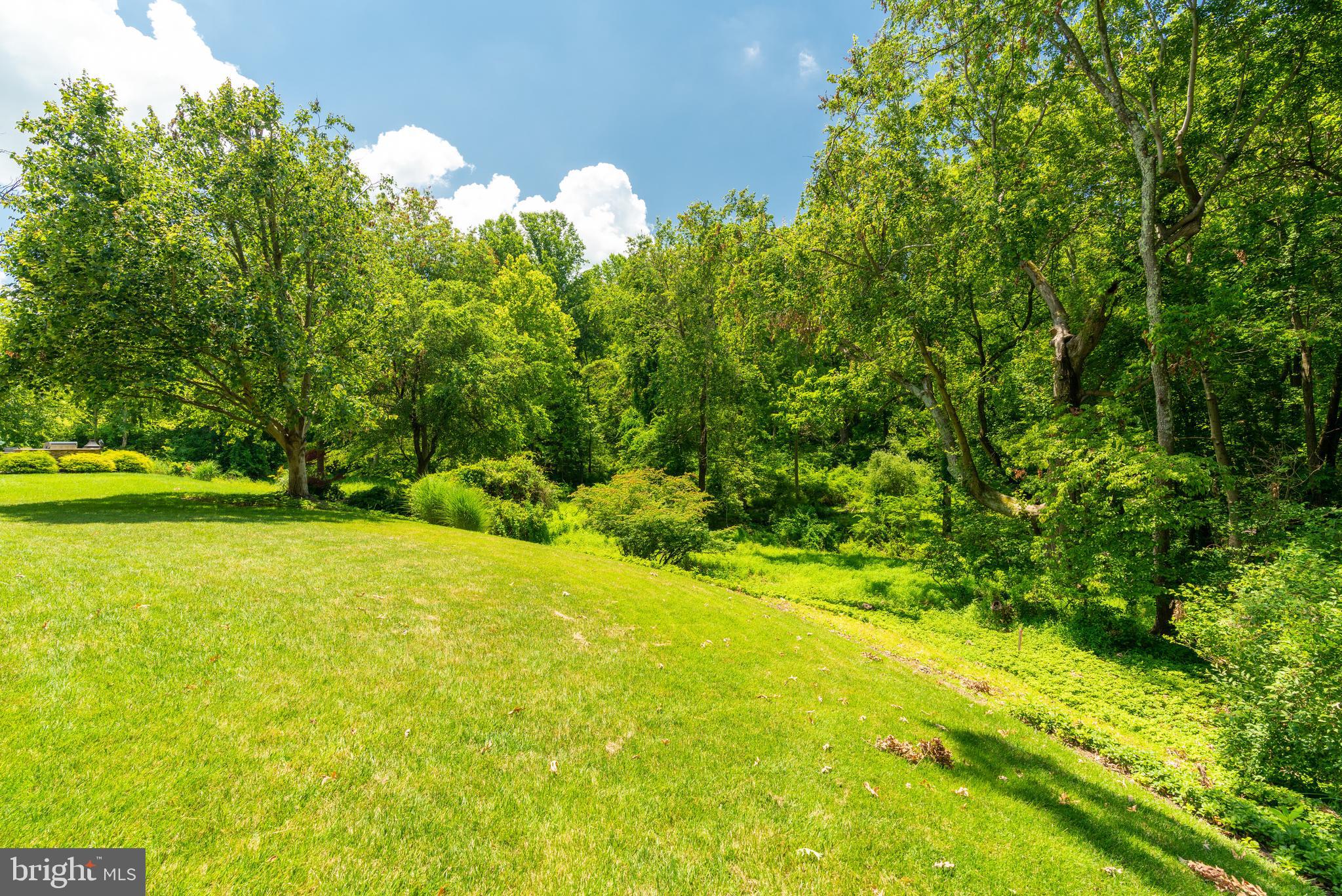 RIVER HILL - Residential