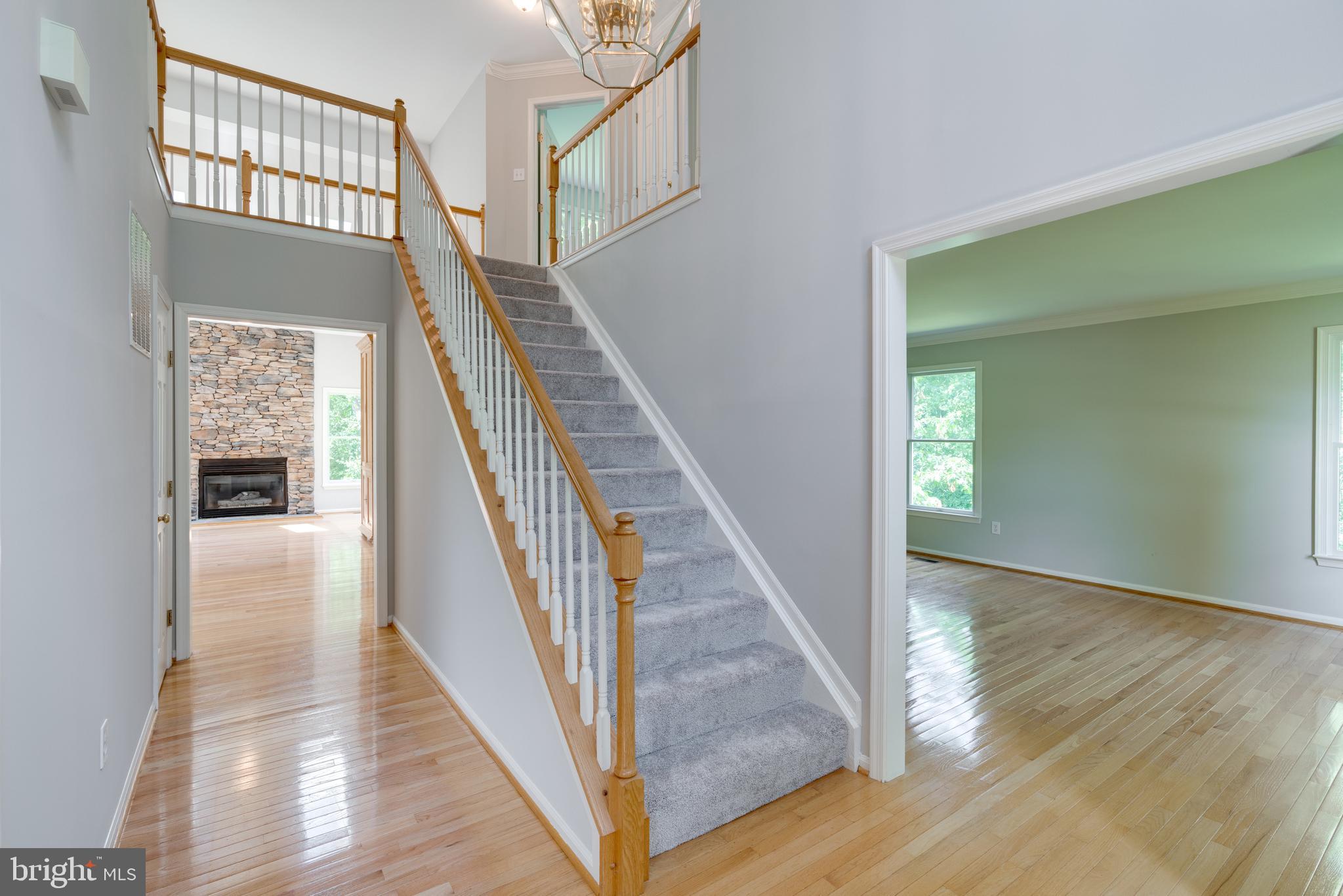 RIVER HILL - Residential