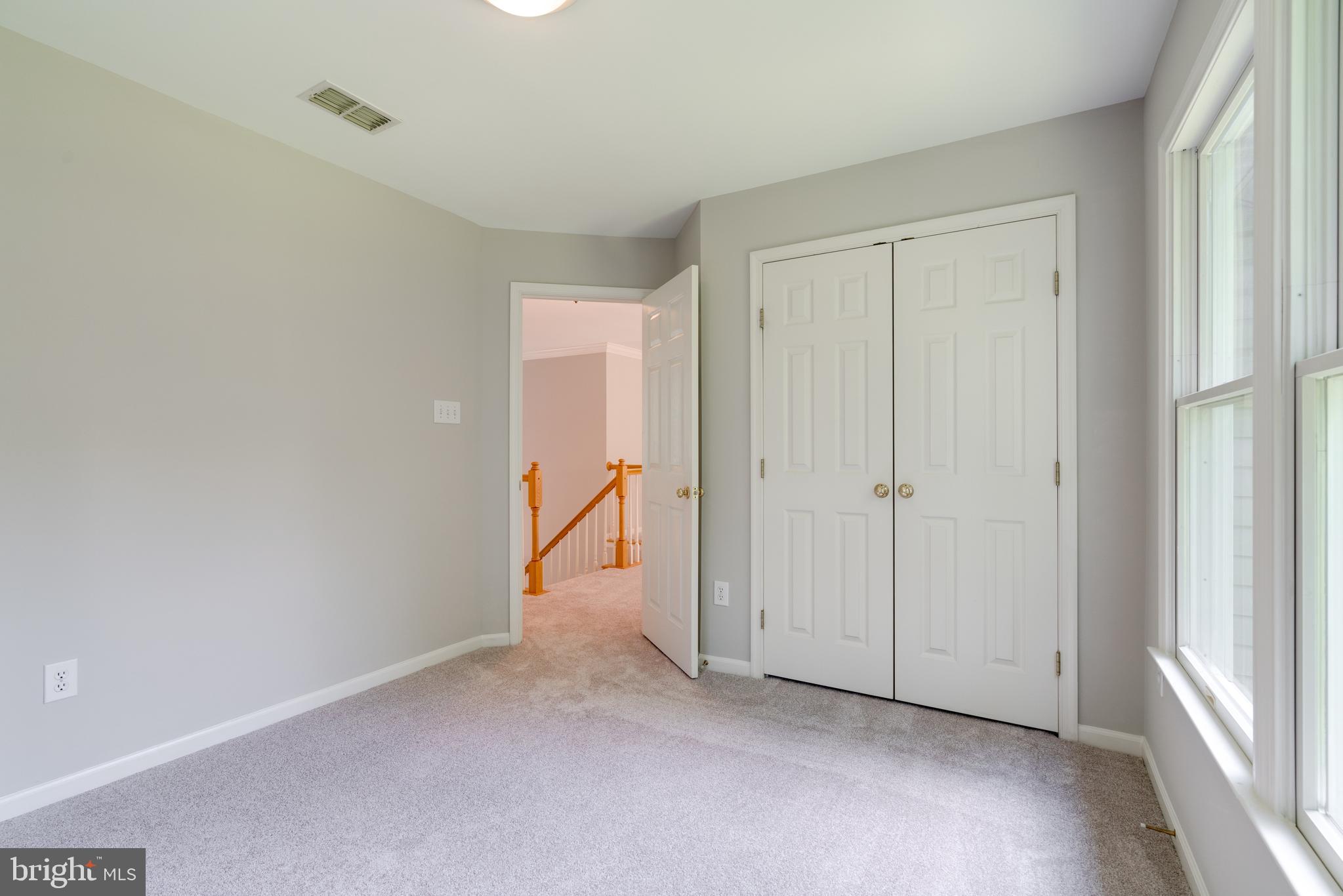 RIVER HILL - Residential