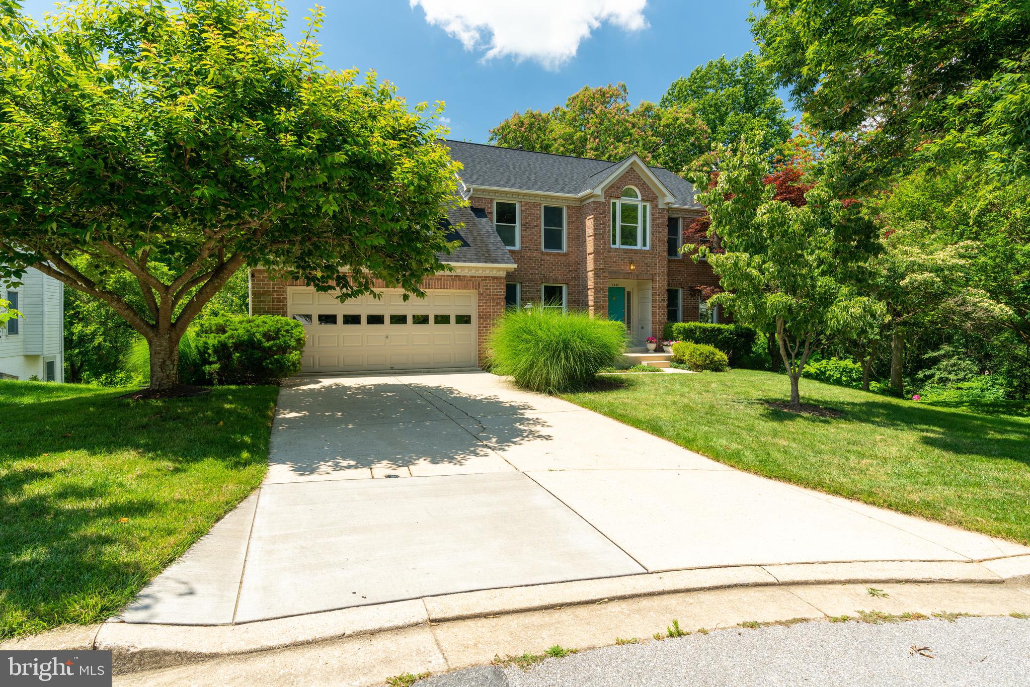 RIVER HILL - Residential