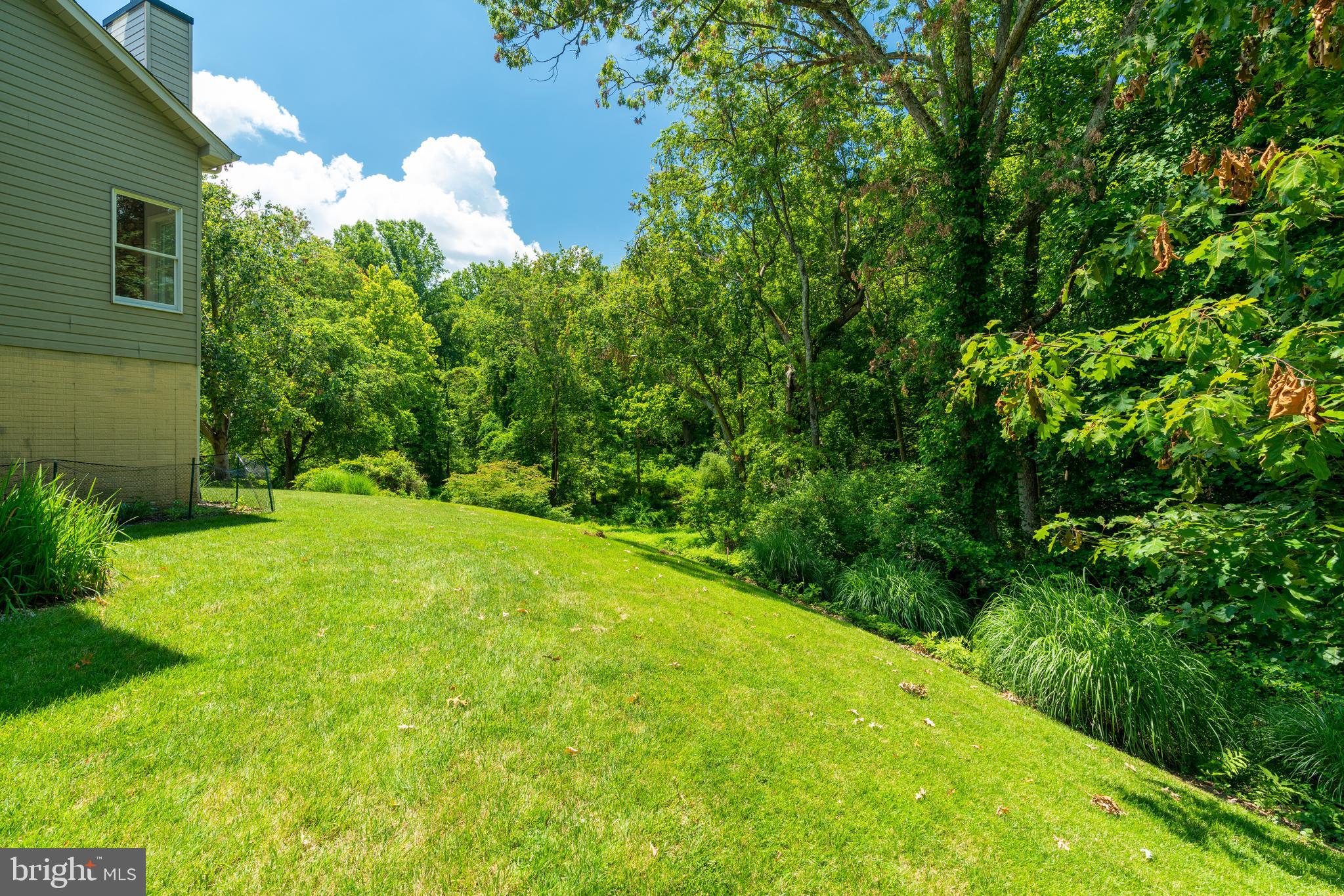 RIVER HILL - Residential