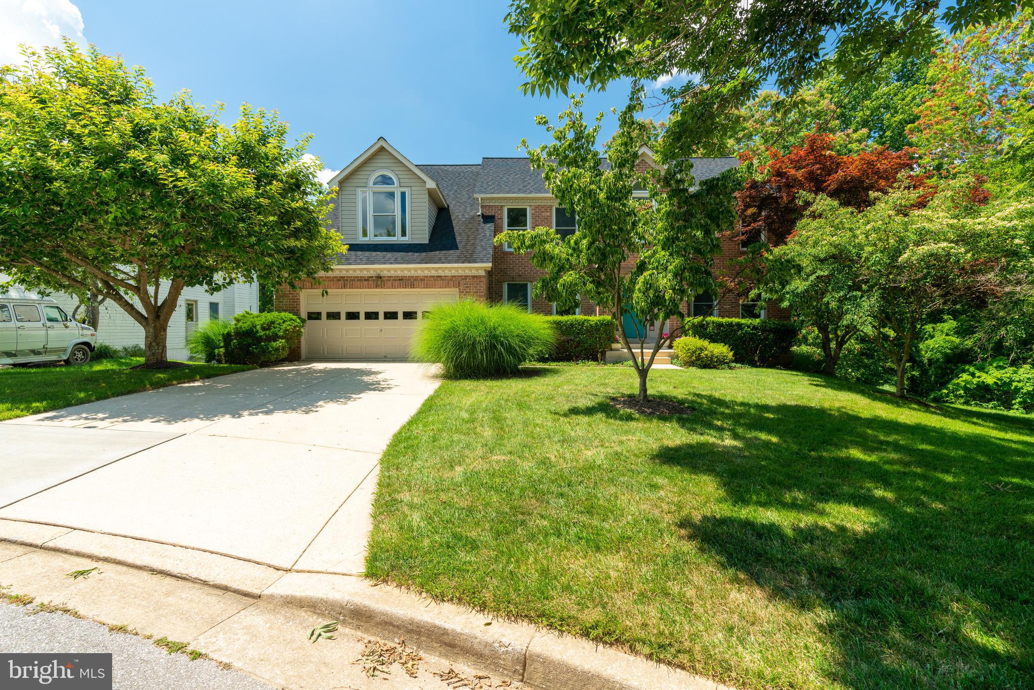 RIVER HILL - Residential