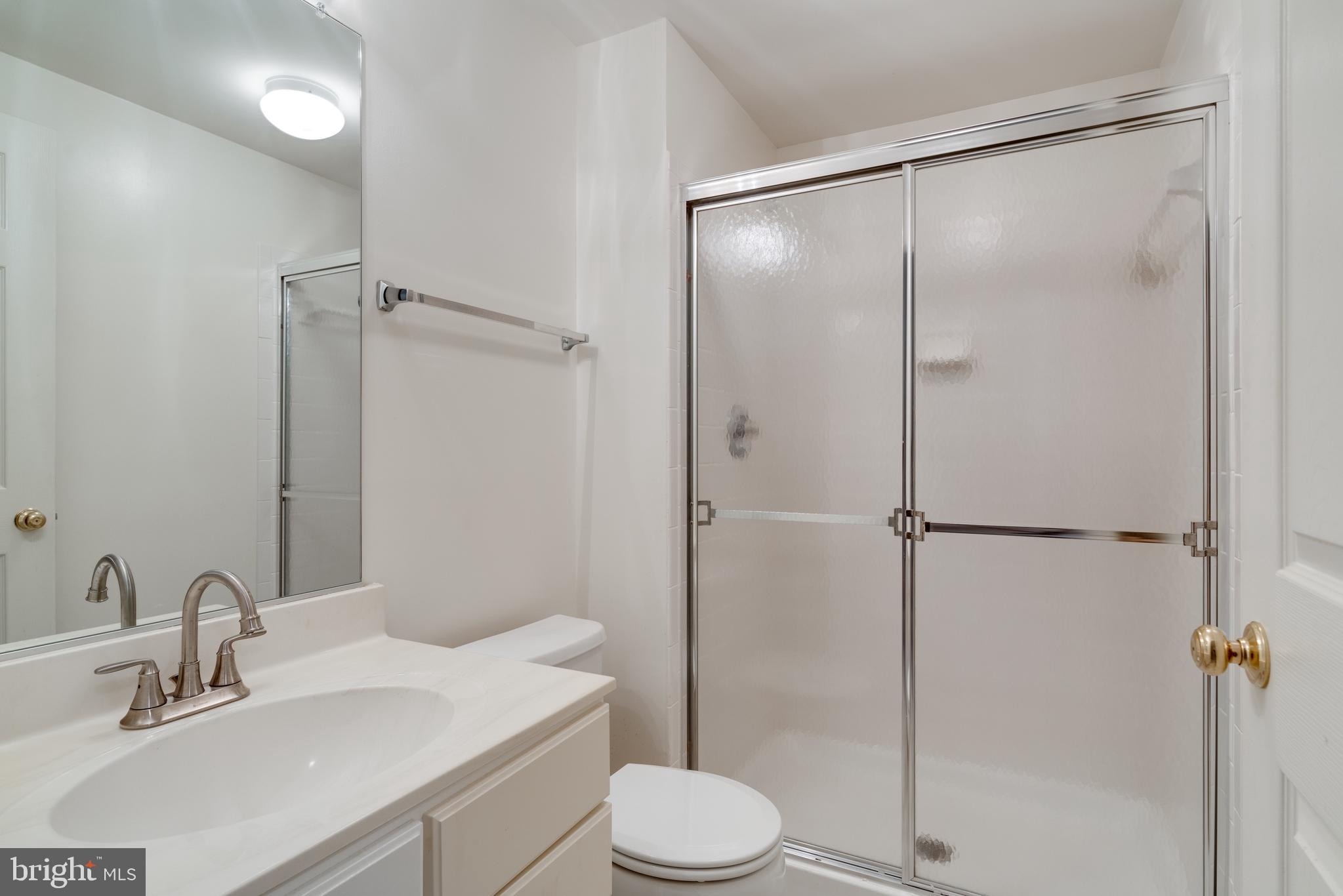 RIVER HILL - Residential