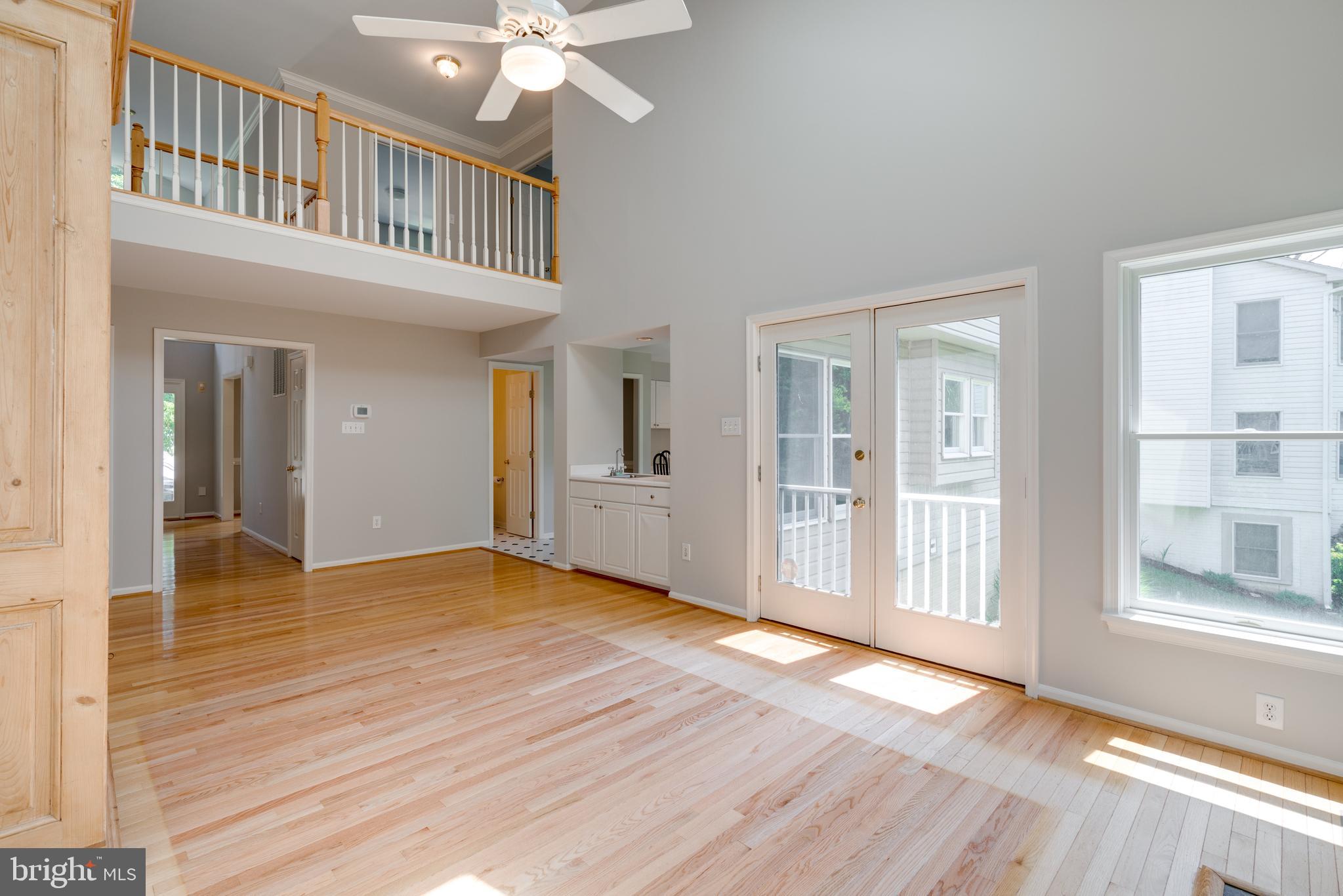 RIVER HILL - Residential