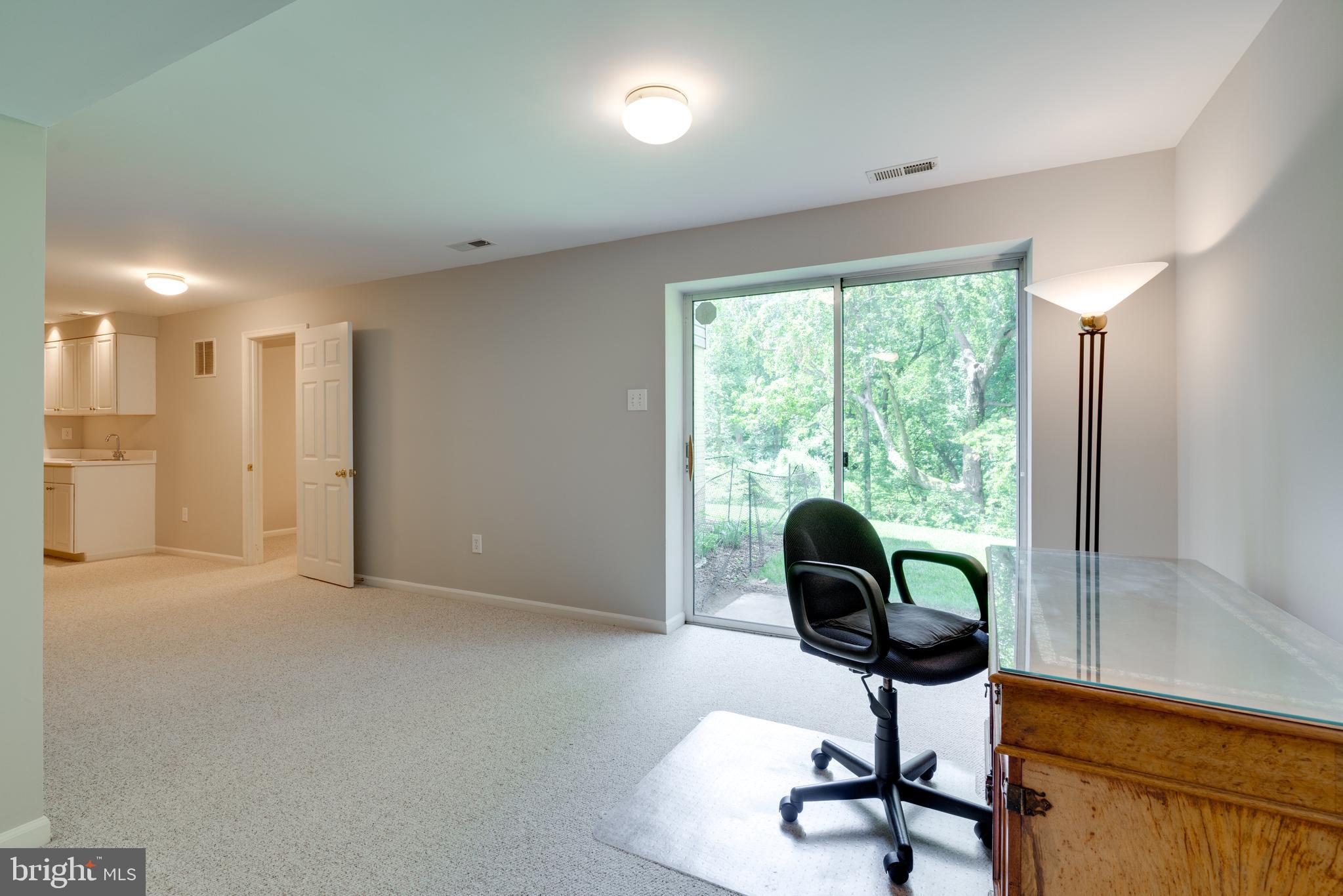 RIVER HILL - Residential