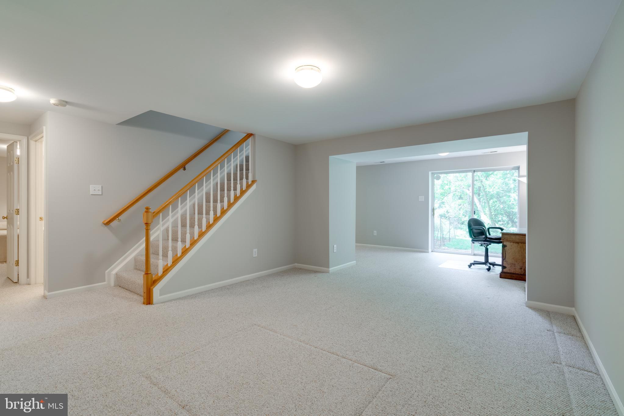 RIVER HILL - Residential