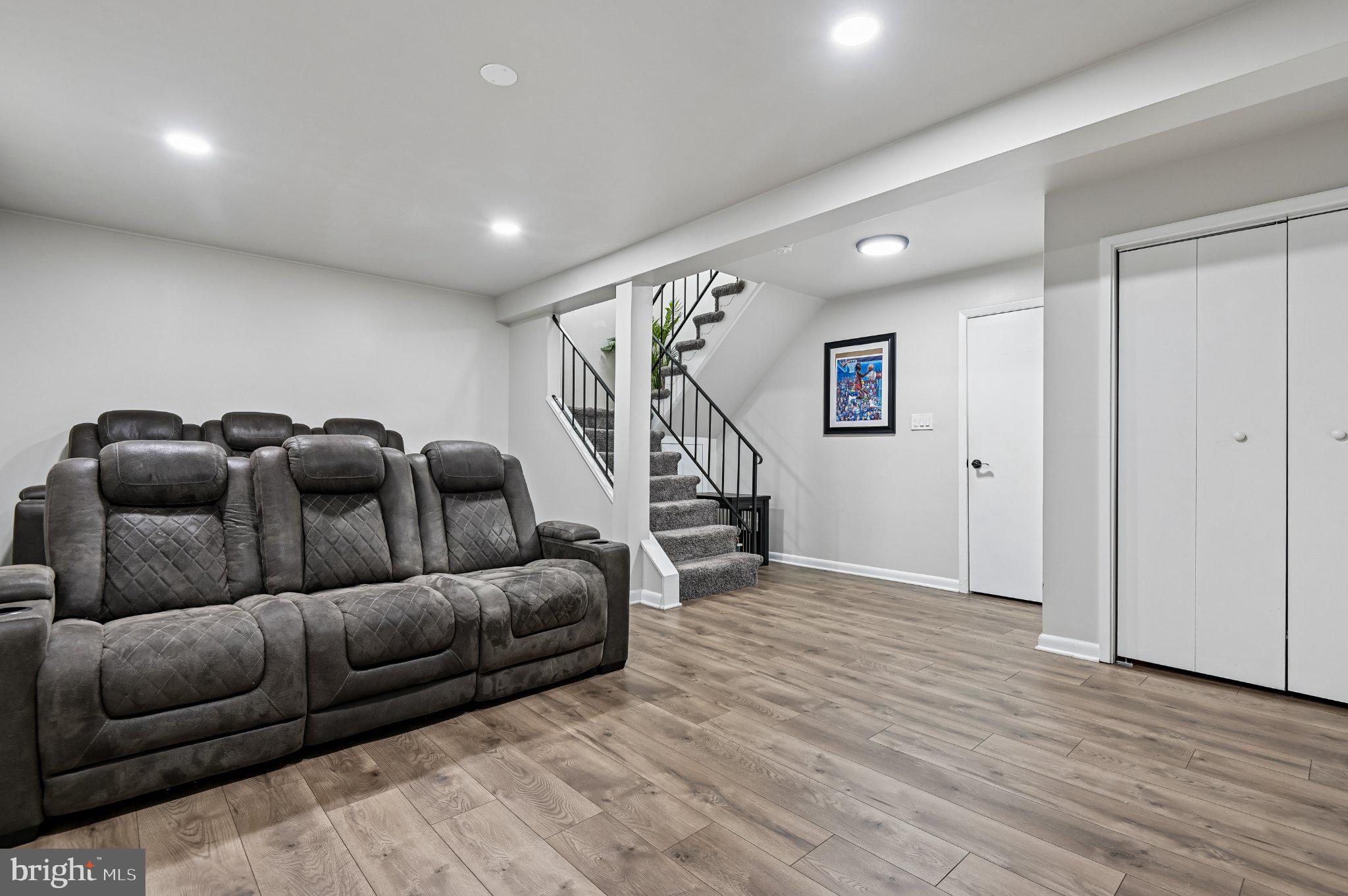 THE CEDARS - Residential