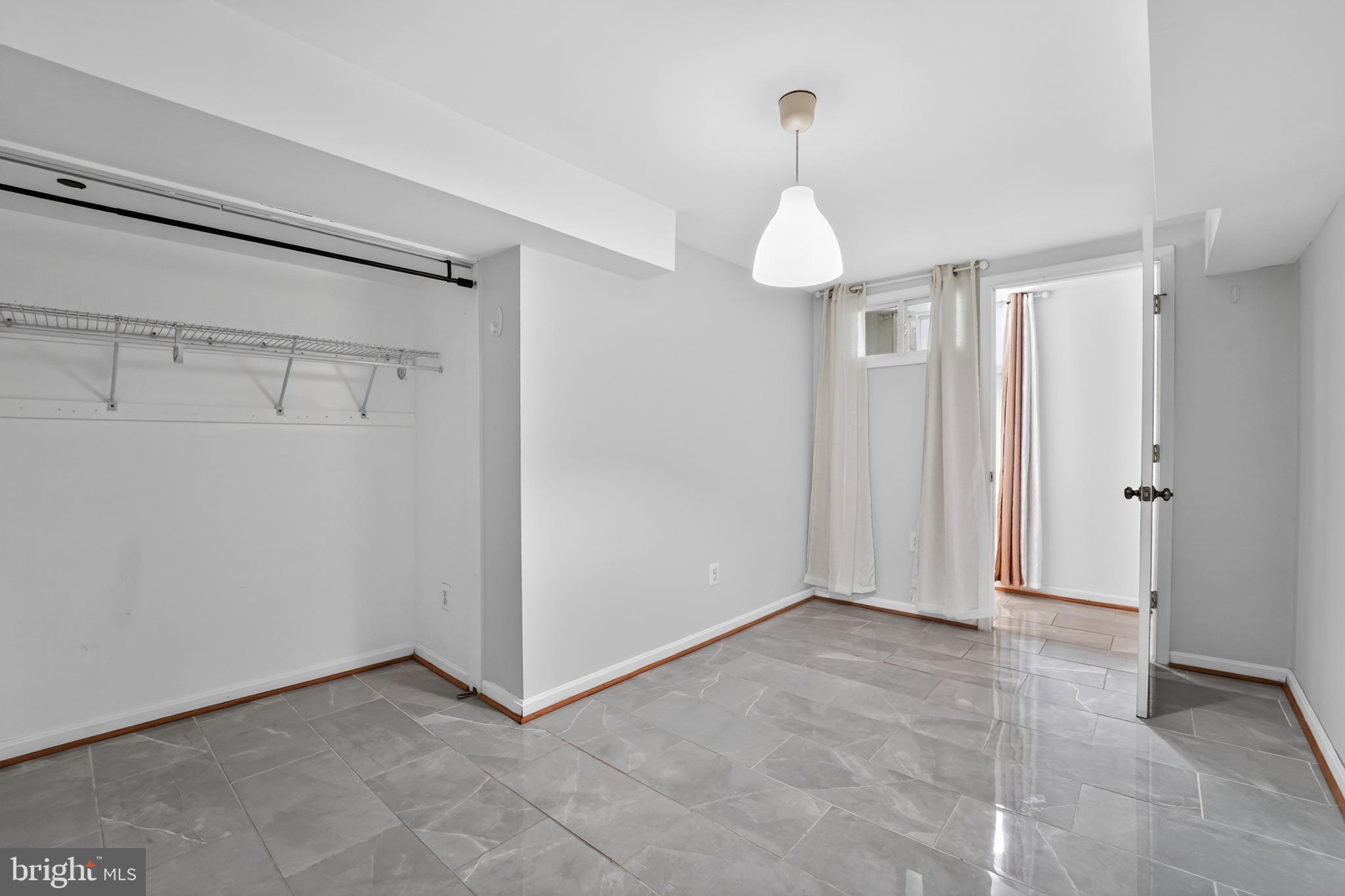 CHARLTON HEIGHTS - Residential