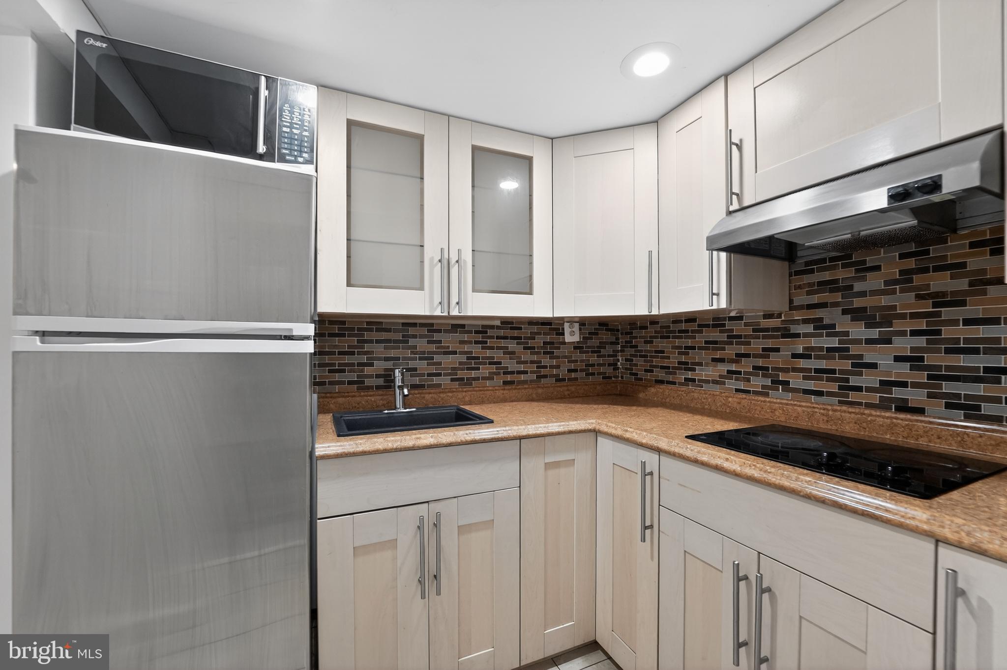 CHARLTON HEIGHTS - Residential