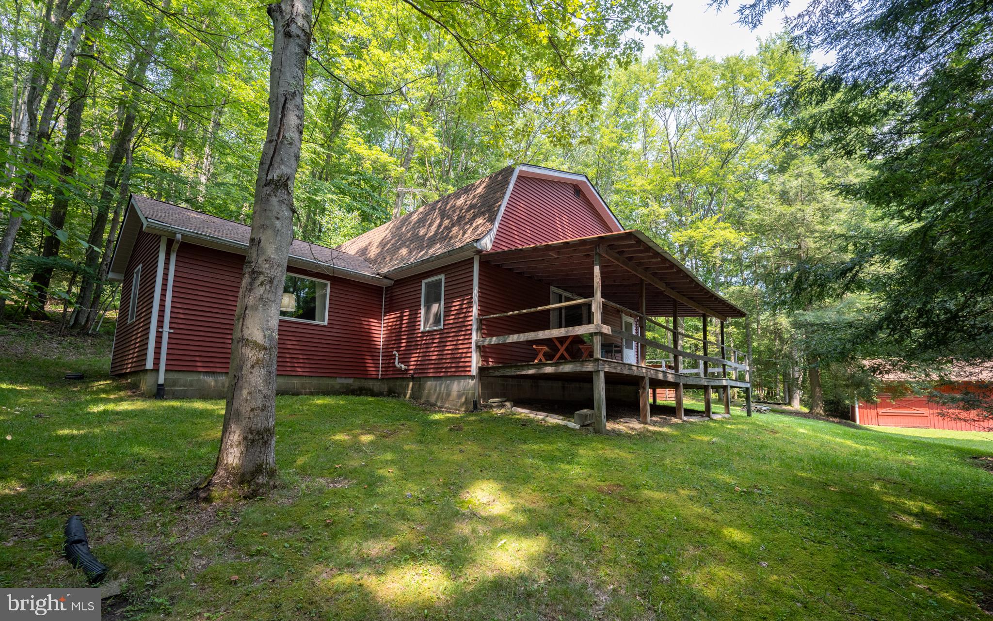 639 HEMLOCK ROAD