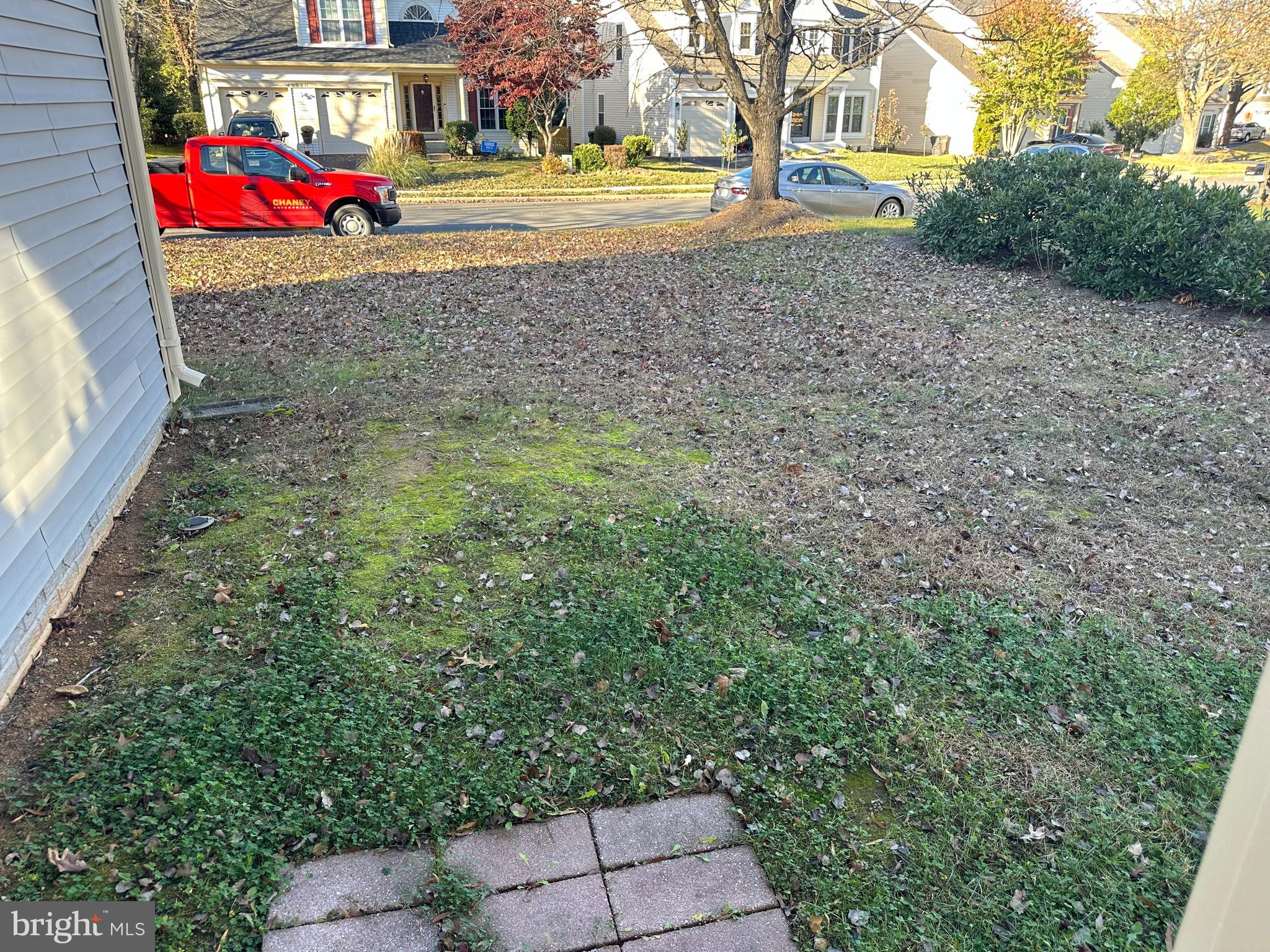 POTOMAC LAKES - Residential Lease