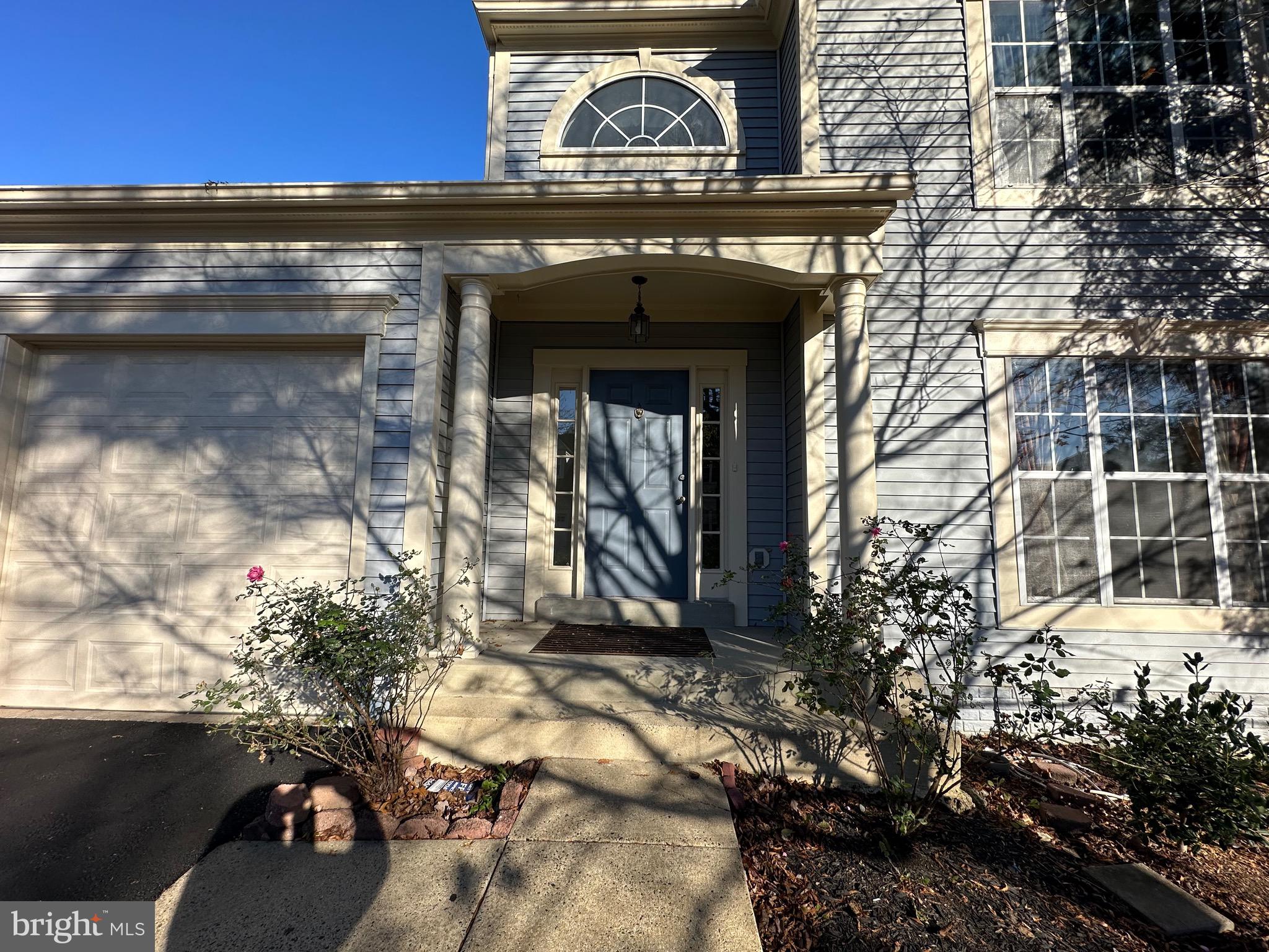 POTOMAC LAKES - Residential Lease