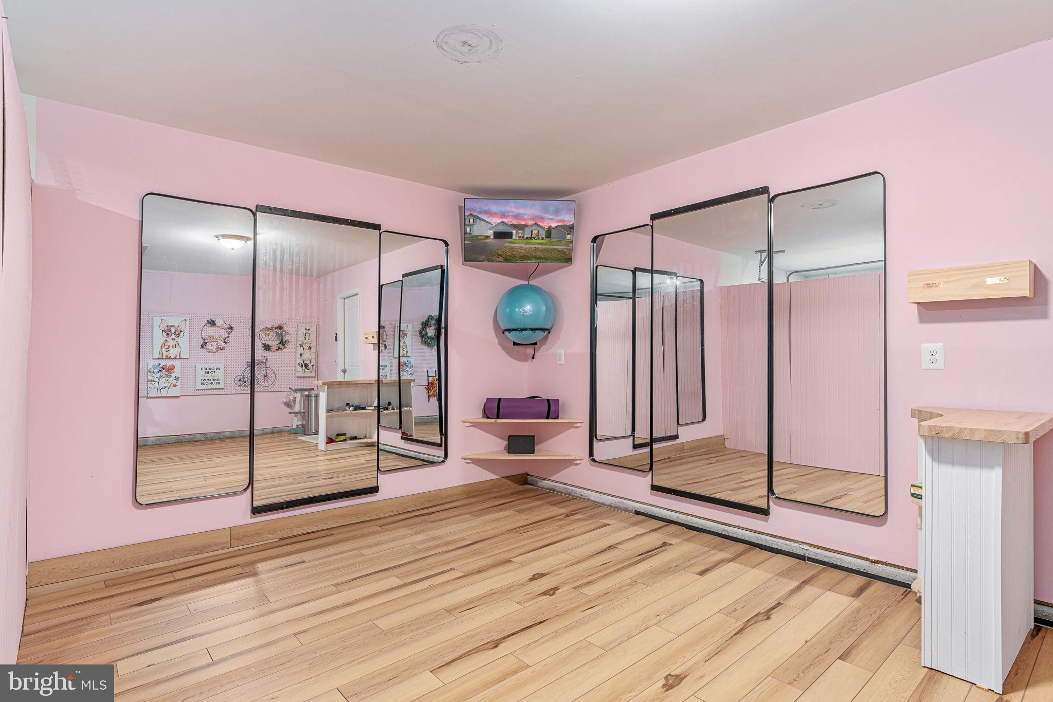 BROOKWOOD - Residential