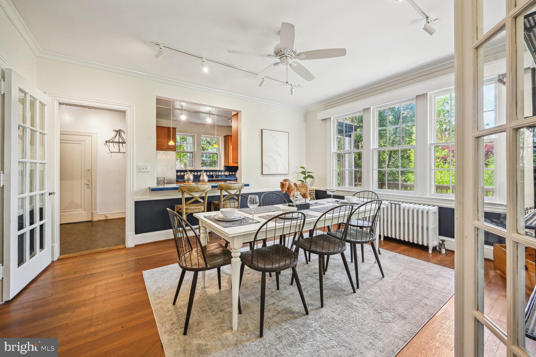 CHEVY CHASE VILLAGE - Residential