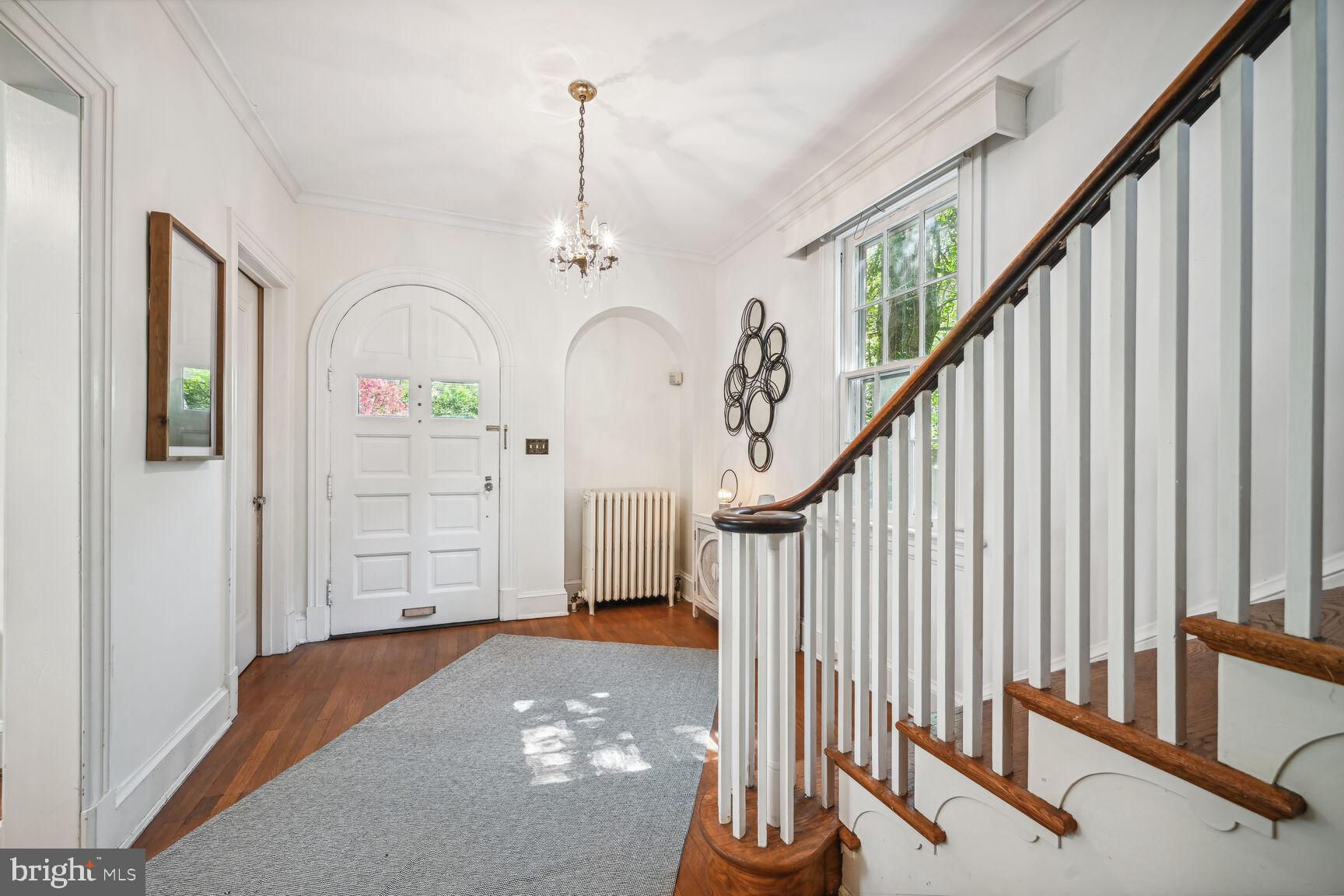 CHEVY CHASE VILLAGE - Residential