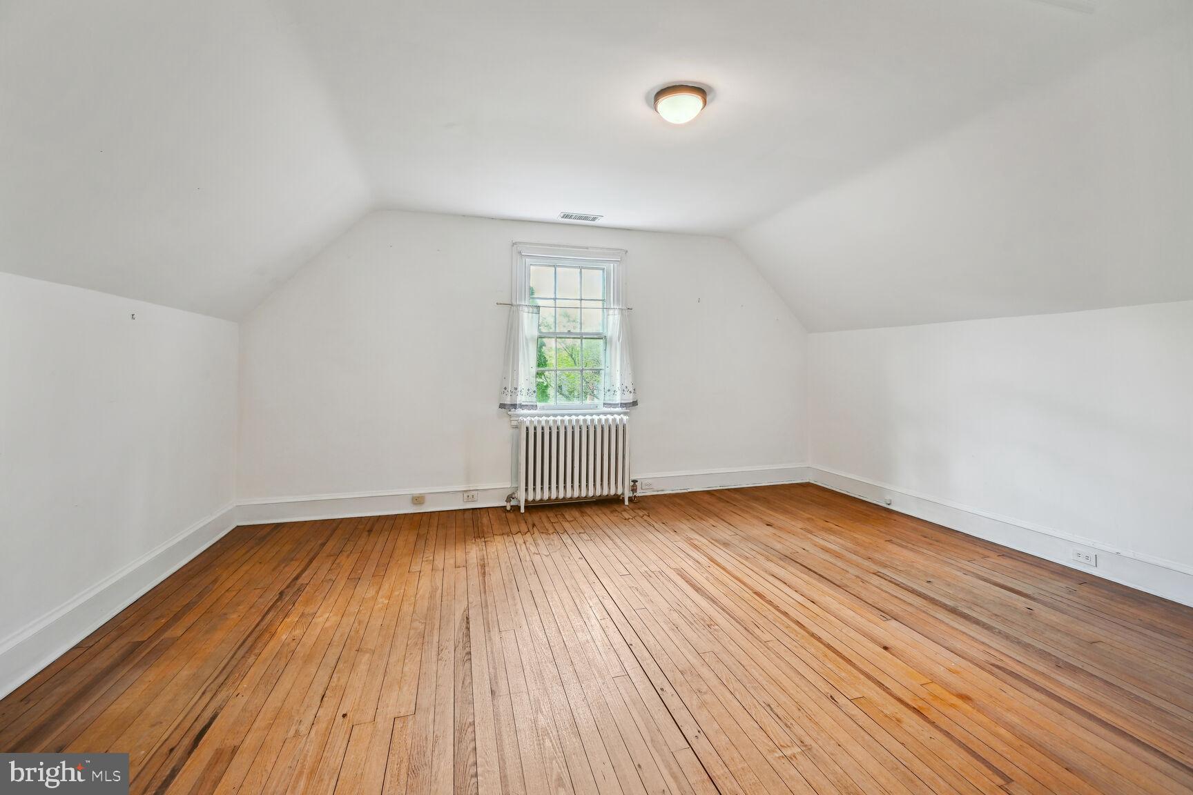 CHEVY CHASE VILLAGE - Residential