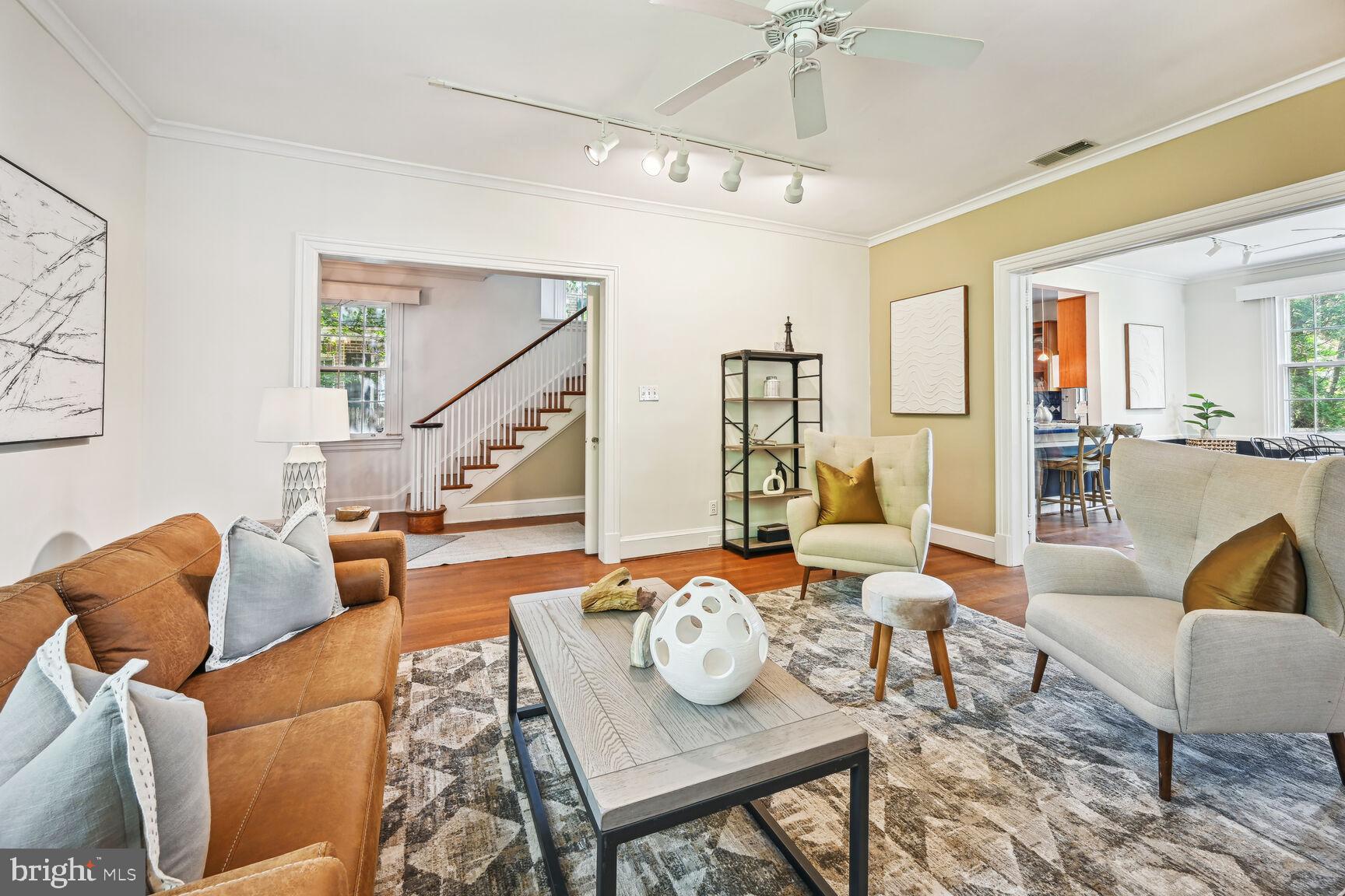 CHEVY CHASE VILLAGE - Residential