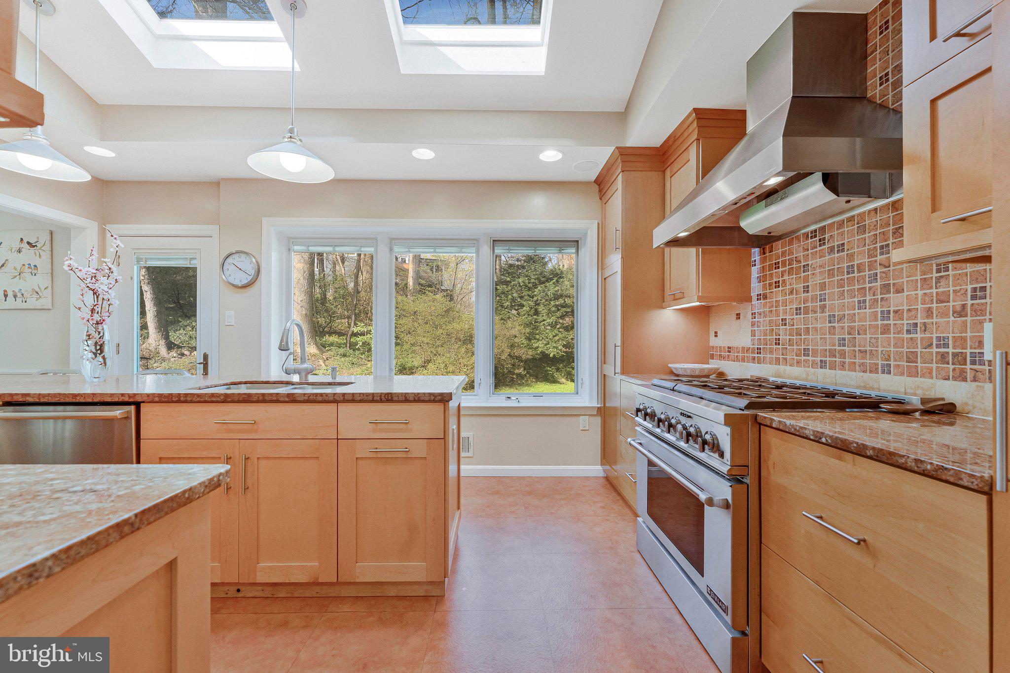 BROOKHAVEN - Residential