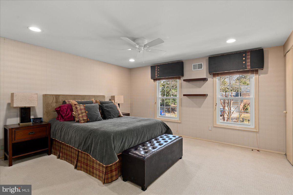 FOX HILLS OF POTOMAC - Residential