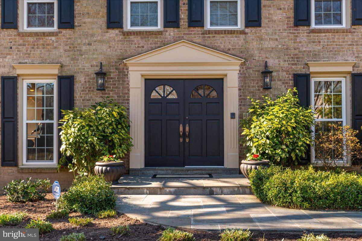 FOX HILLS OF POTOMAC - Residential