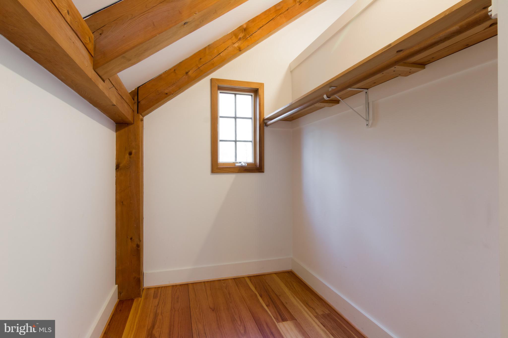 CROWNSVILLE - Residential