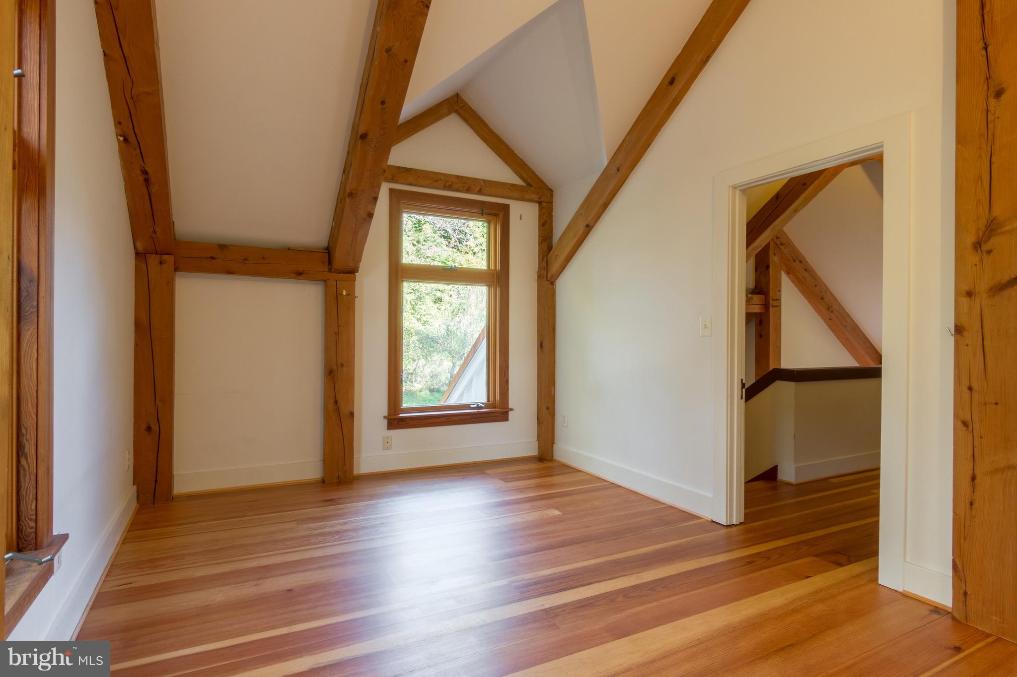 CROWNSVILLE - Residential