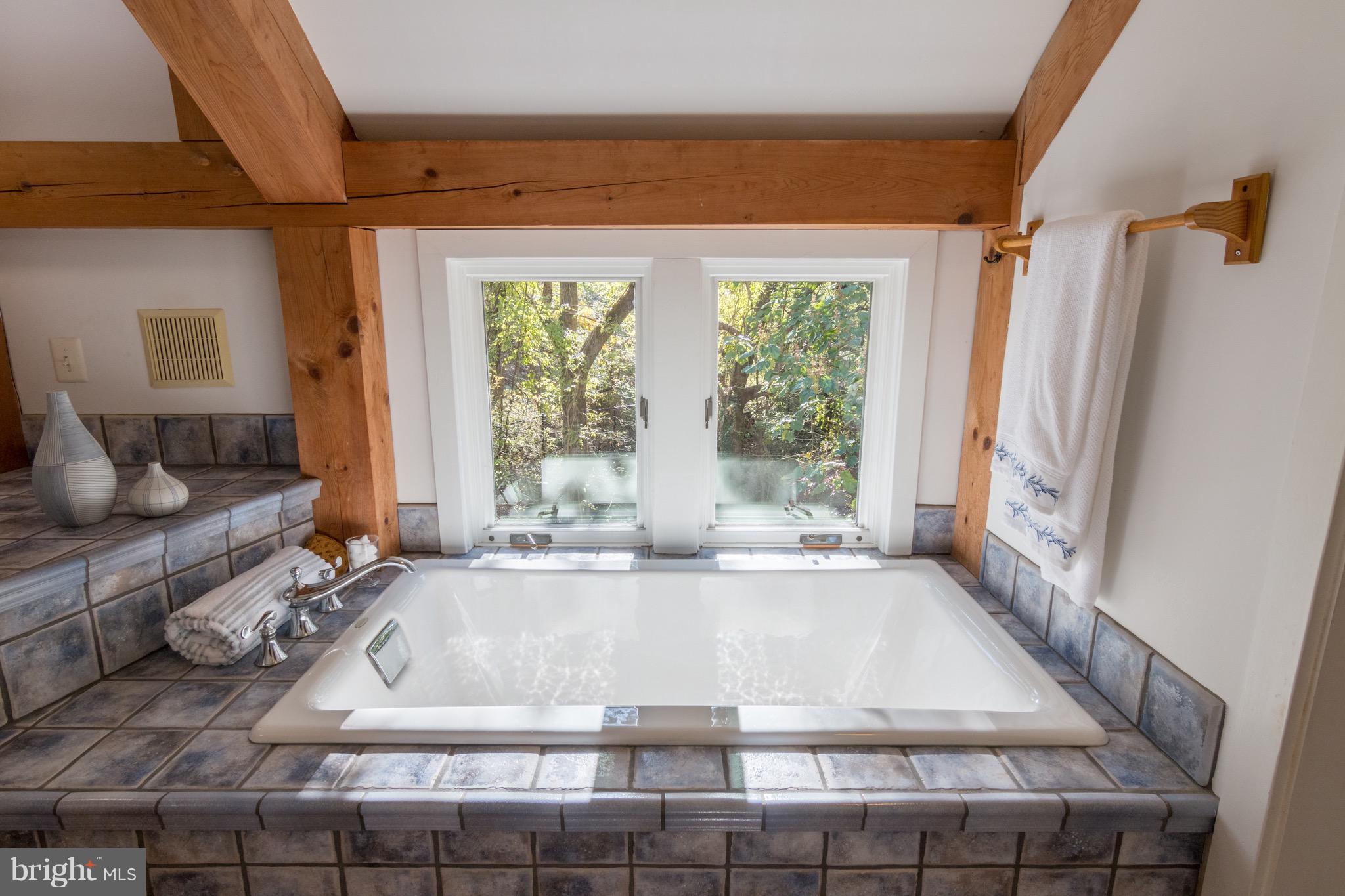 CROWNSVILLE - Residential