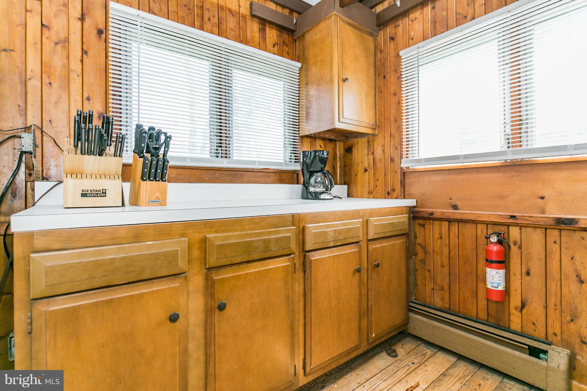 LOCUST POINT - Residential