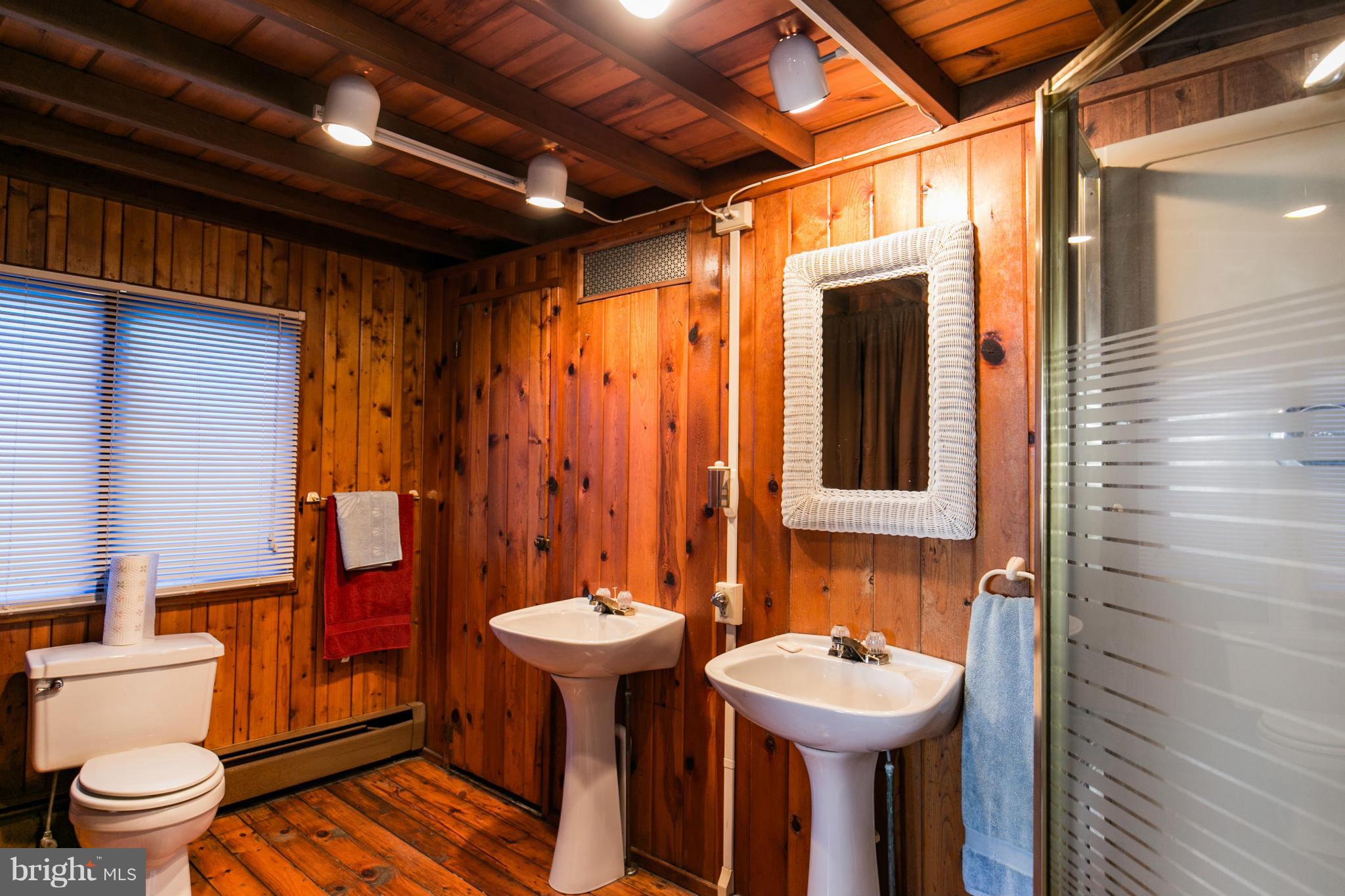 LOCUST POINT - Residential