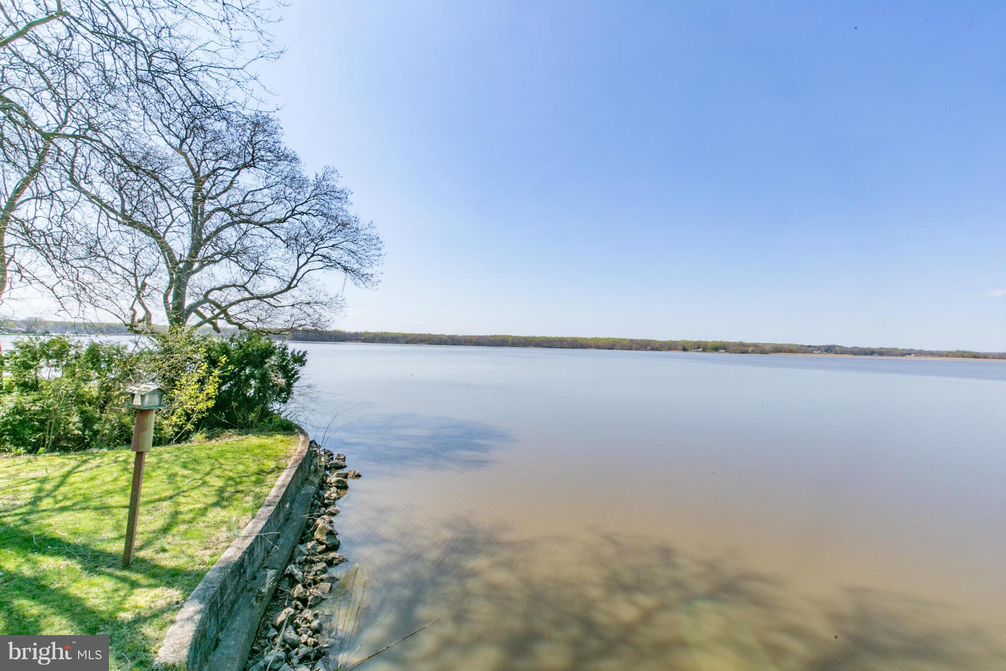 LOCUST POINT - Residential