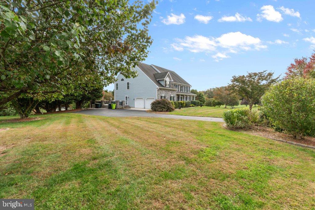 MAXA MEADOWS - Residential