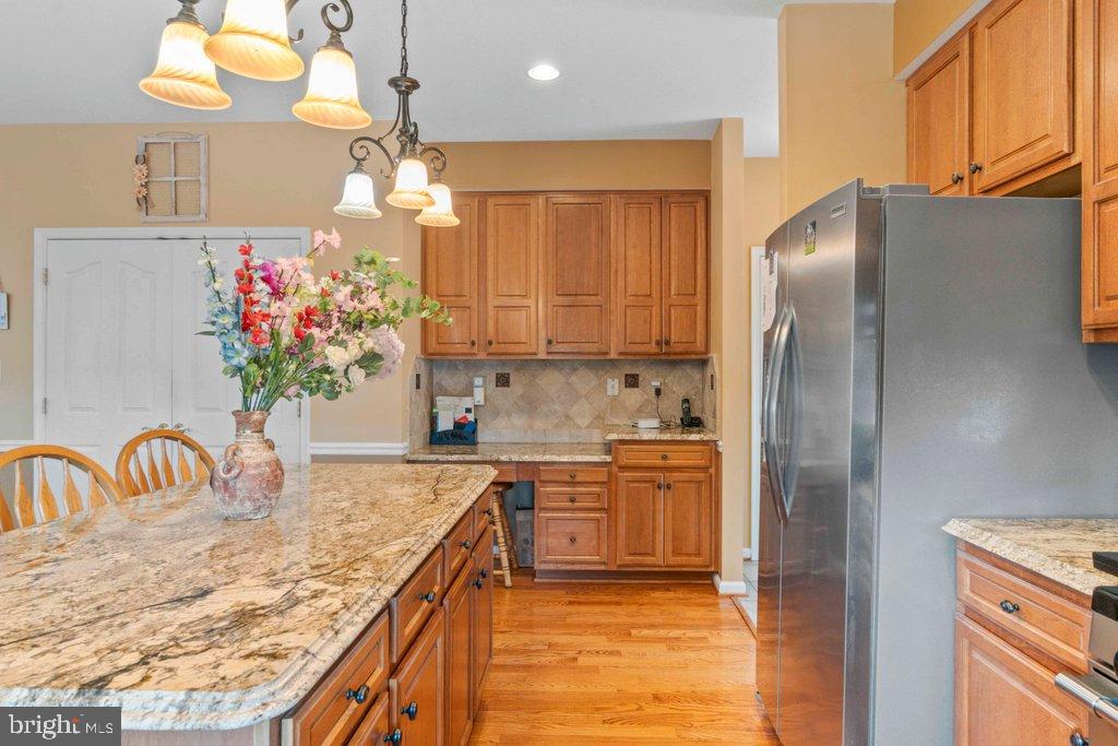 MAXA MEADOWS - Residential