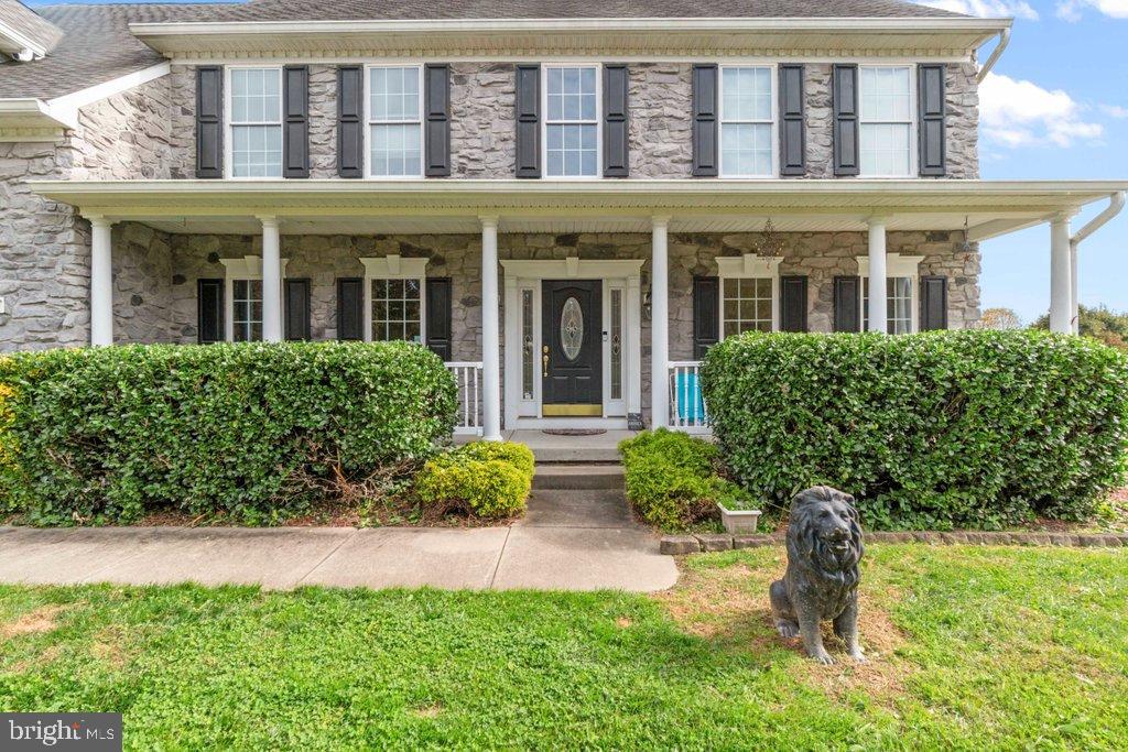 MAXA MEADOWS - Residential