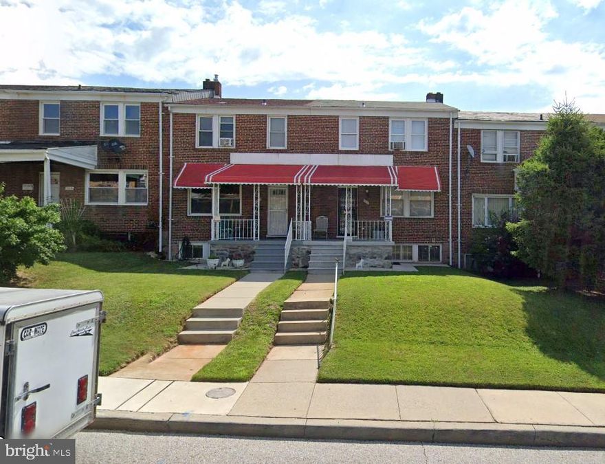 3 bedroom,  1 bath interior row home with front porch, in need of some renovation. Sold As-Is.