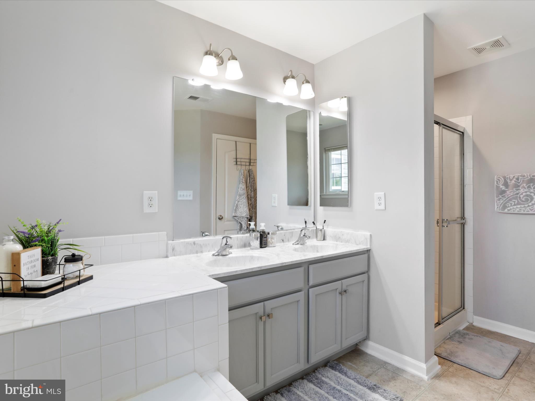 BOYDS CROSSING - Residential