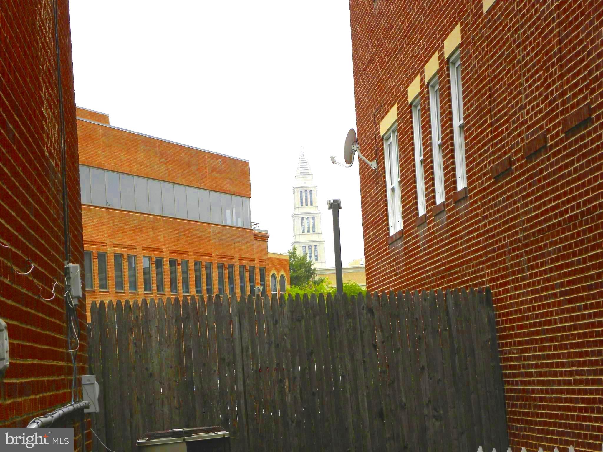 OLD TOWN - Residential Lease